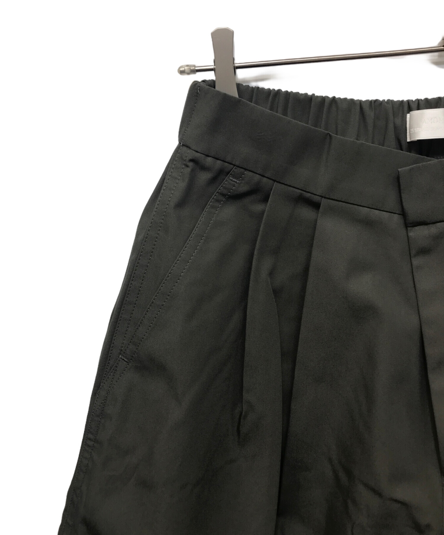 中古・古着通販】AMOMENTO (アモーメント) TWO TUCK WIDE SHORTS 