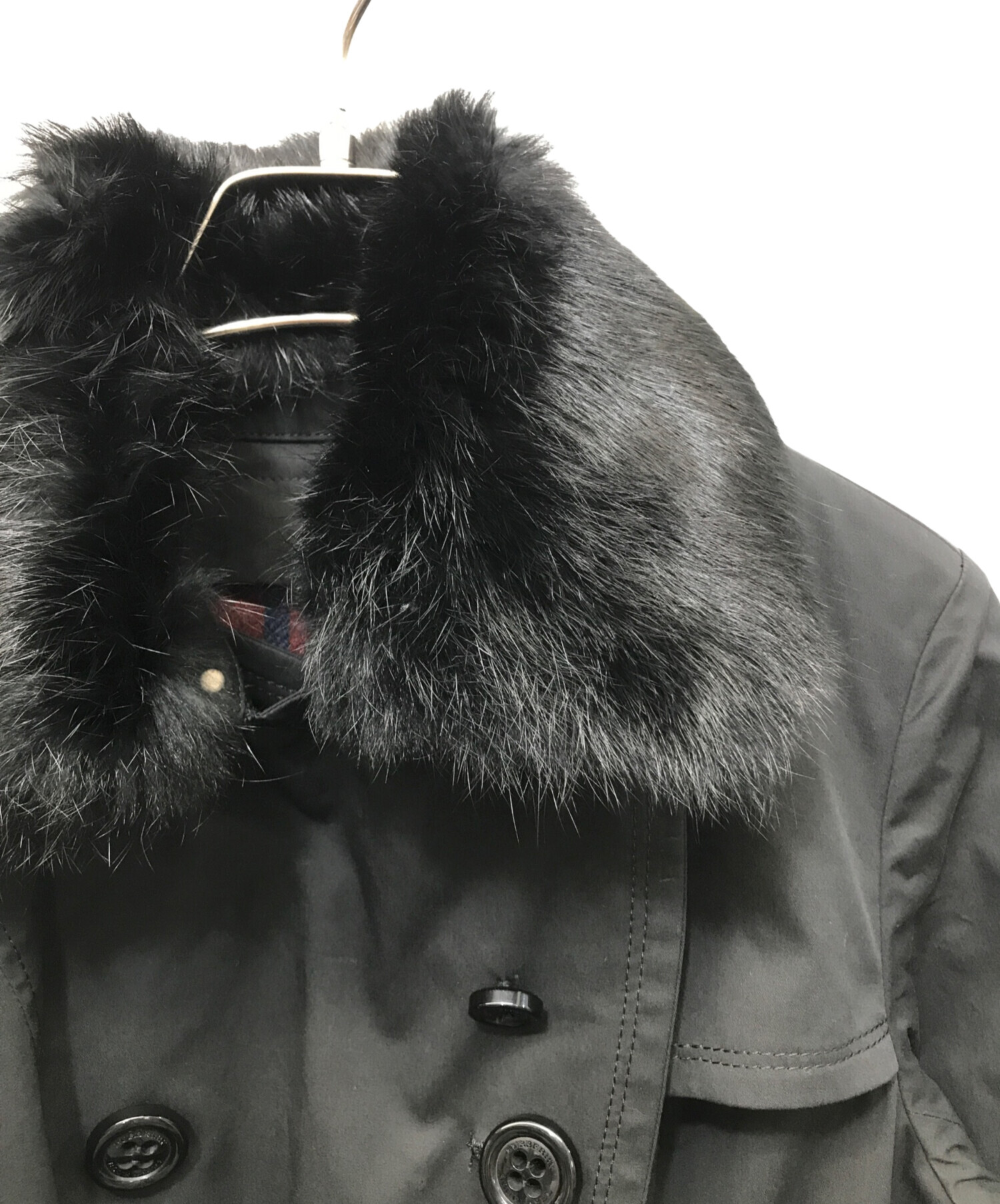 Burberryブルーレーベルファー襟付き黒ダブルブレストコート Burberry