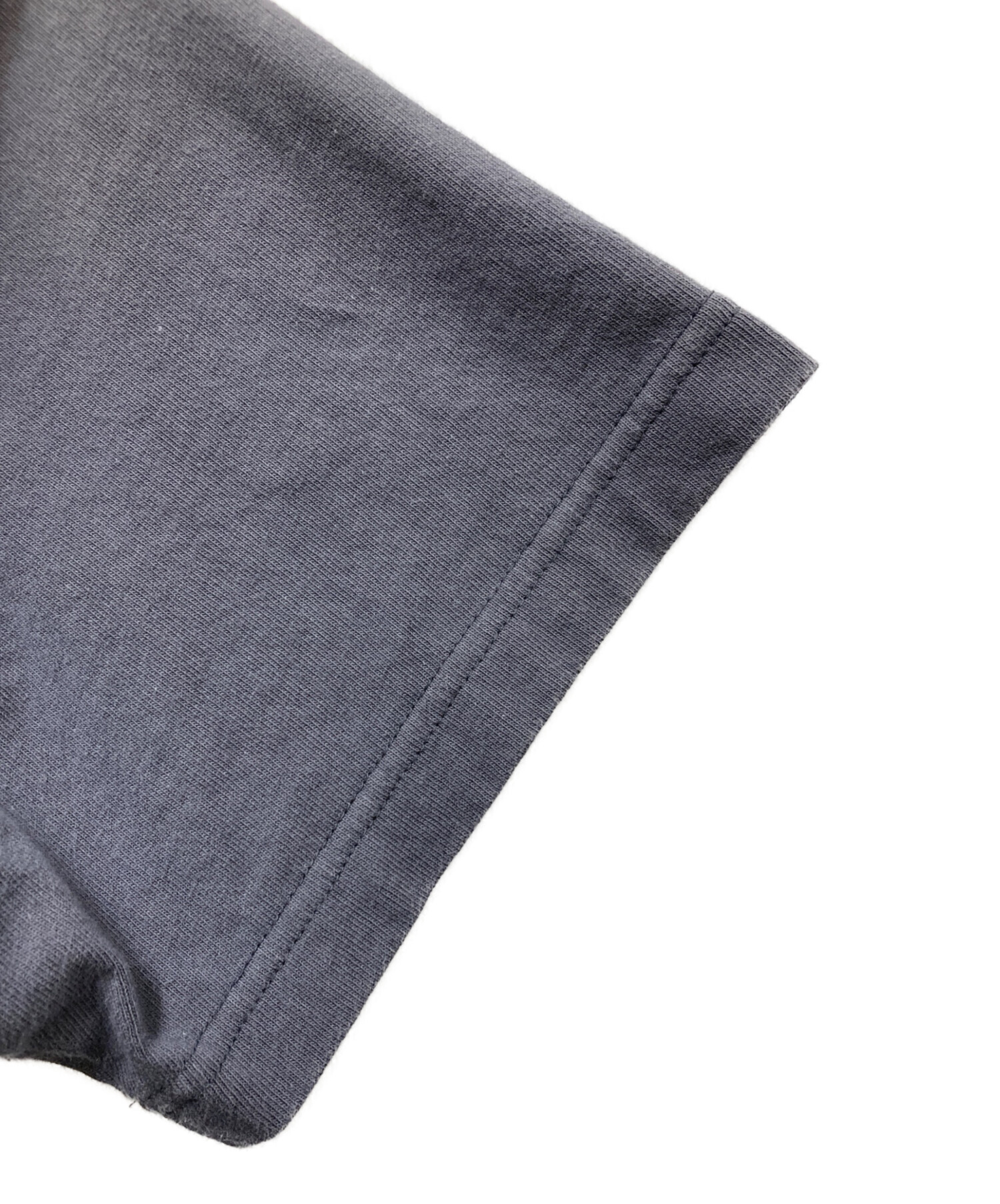 中古・古着通販】sacai (サカイ) Flock Print T-Shirt グレー サイズ:2