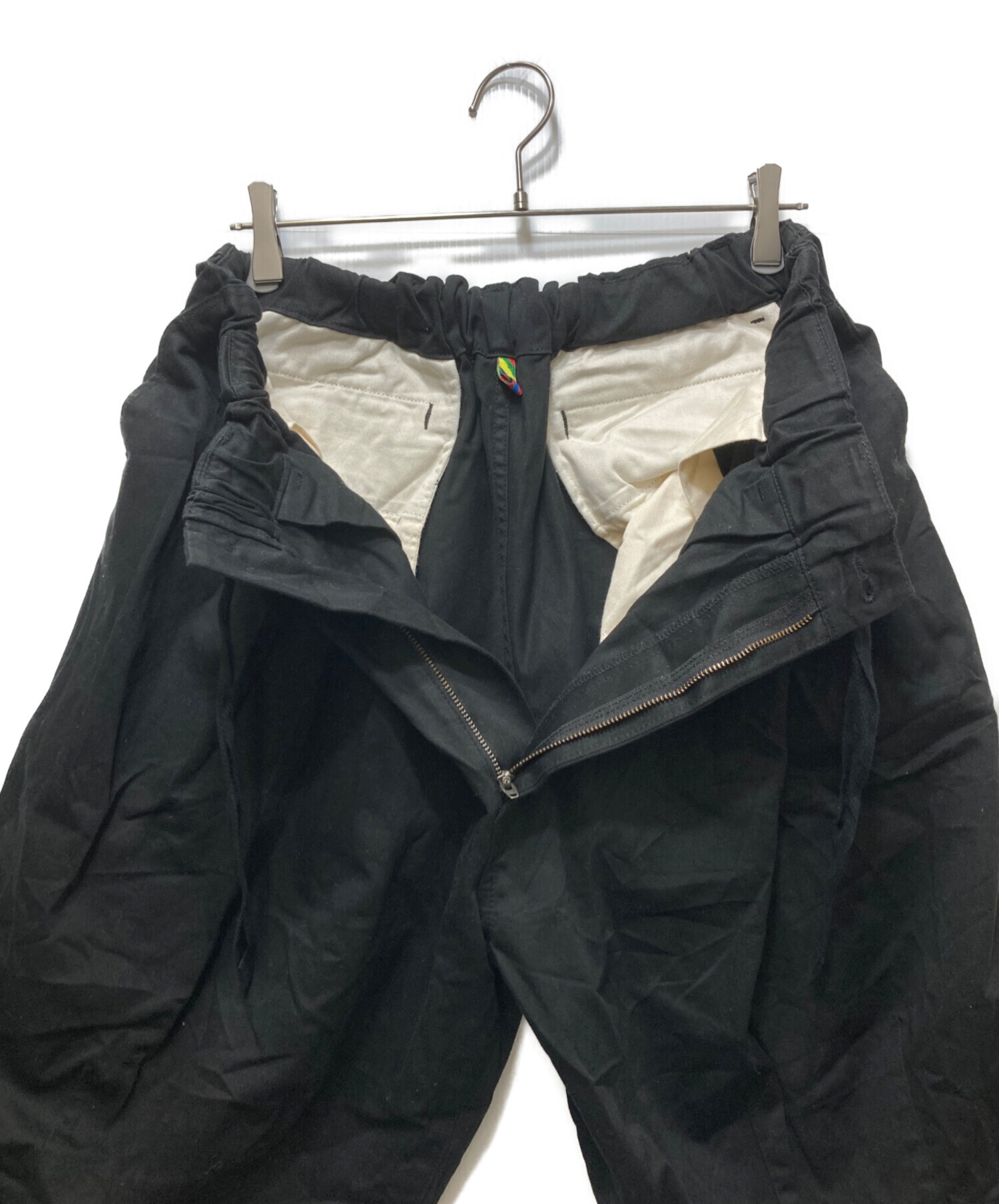 中古・古着通販】is-ness (イズネス) BALLOON EZ SHORTS ブラック