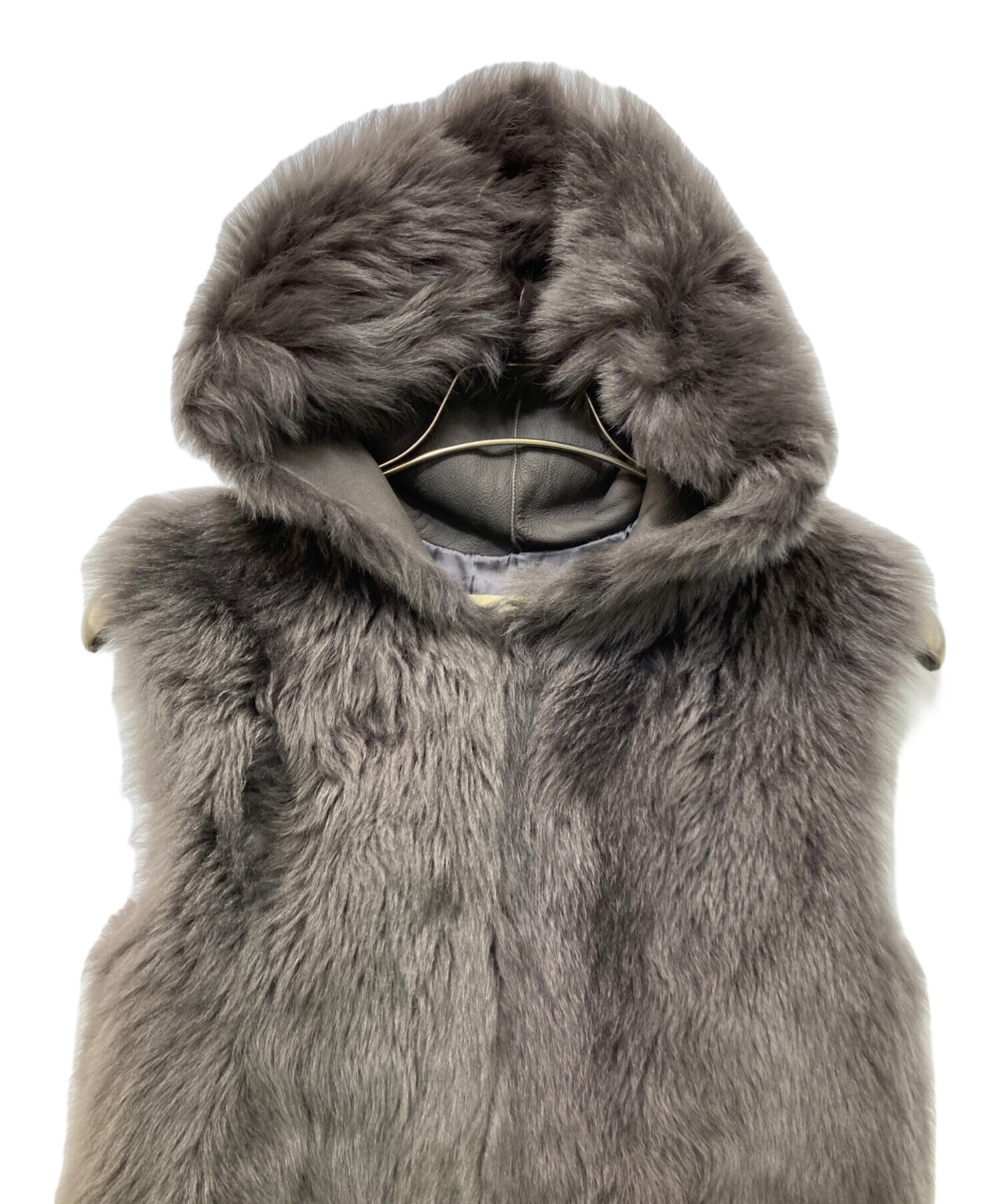 凛 GELLI ロングベスト ジレ ジェッリ ファー レザー 羊革 中古・古着通販】GELLI (ジェッリ) フードジレファーベスト ベージュ