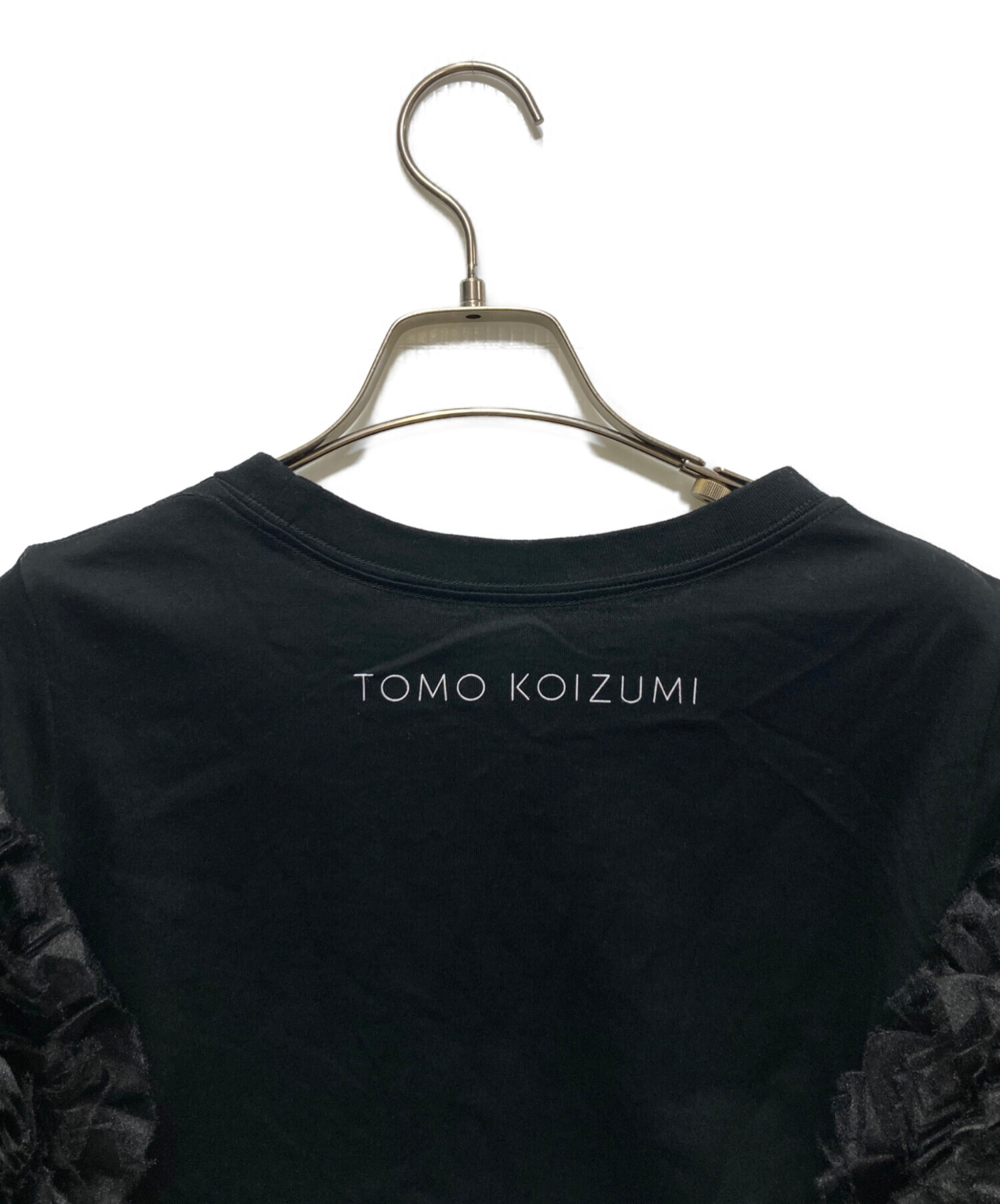 中古・古着通販】TOMO KOIZUMI (トモコイズミ) フリル付きブラックT