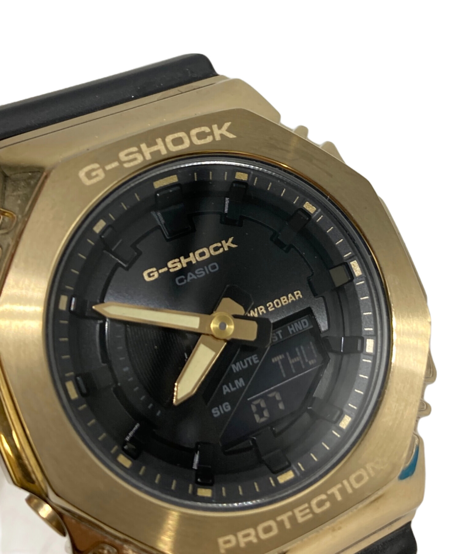 CASIO G-SHOCK 中古デジタル腕時計　ゴールド　カスタム品 CASIO G-SHOCK 中古デジタル腕時計 ゴールド カスタム品 中古・古着