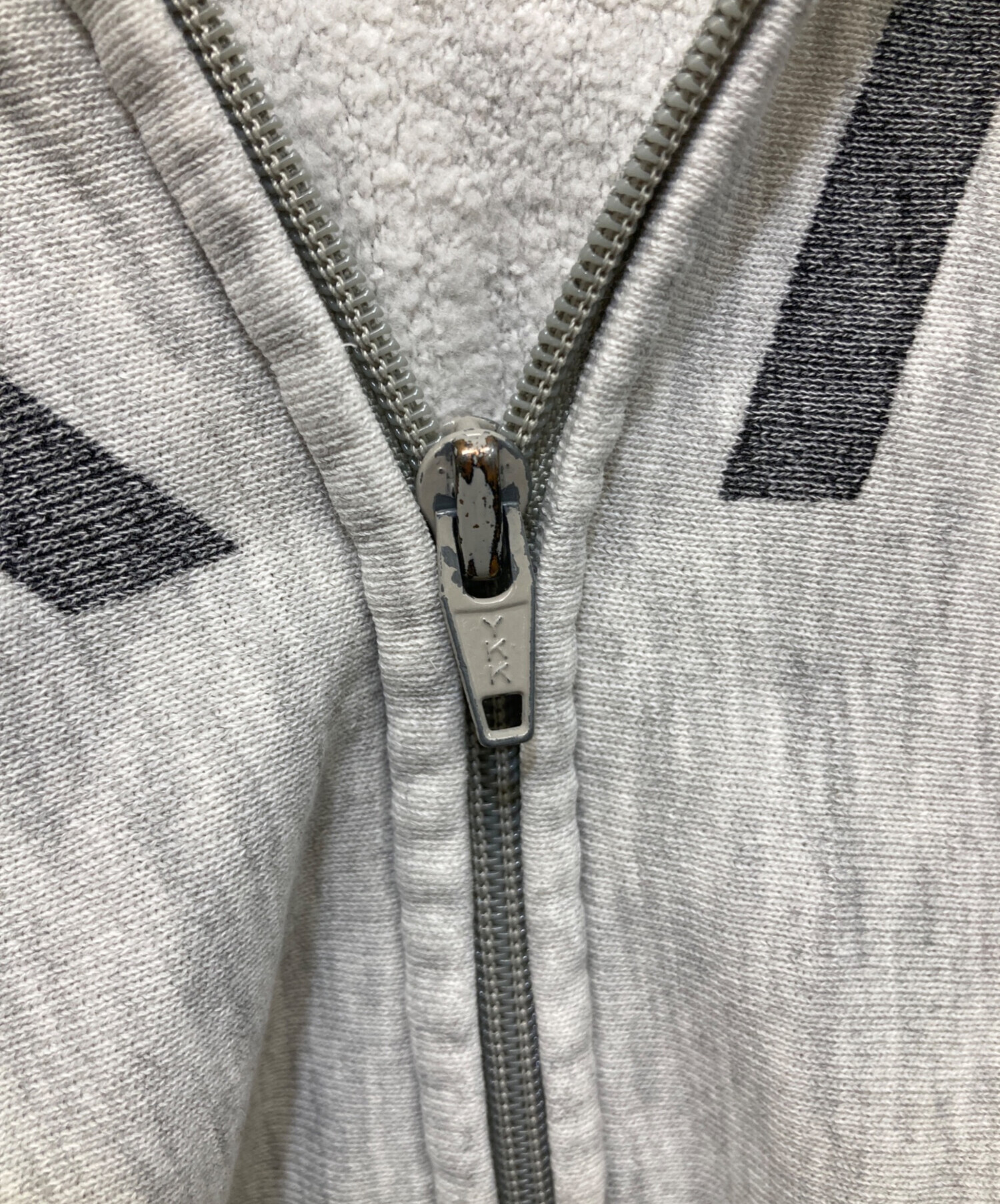 Champion ARMY SOCCER パーカー Lサイズ グレー 中古・古着通販】Champion (チャンピオン) ARMYプリント 青刺繍タグ
