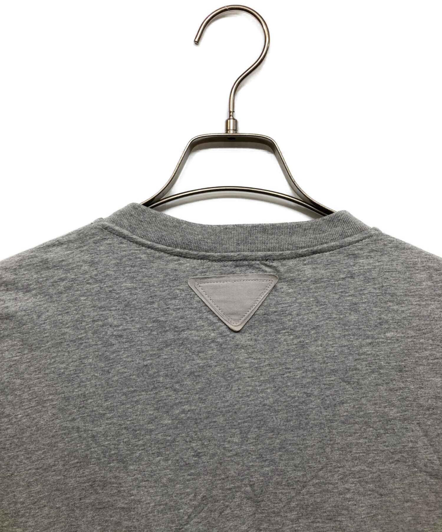 中古・古着通販】PRADA (プラダ) V Neck Cotton Tee ACU1 UJM493