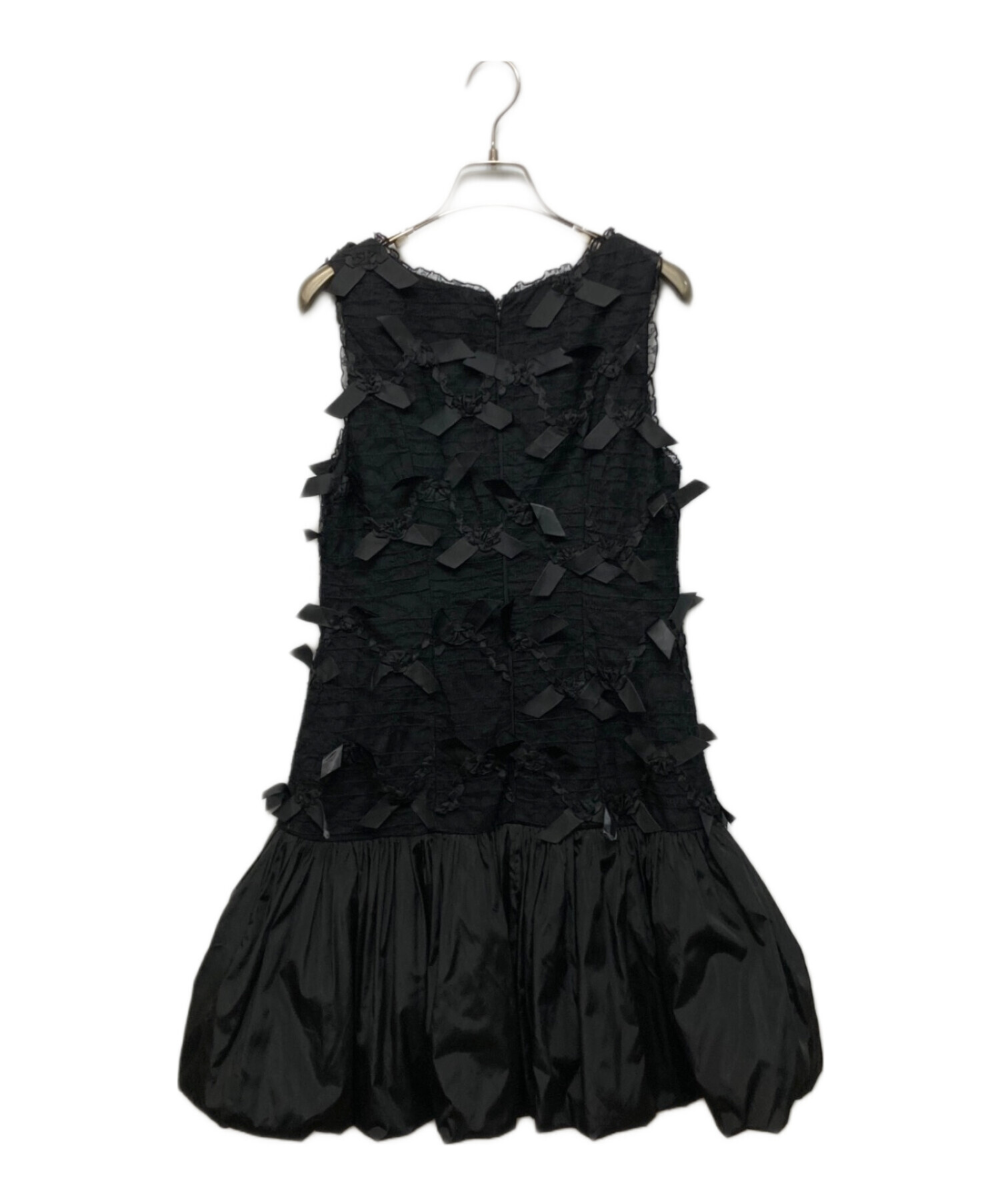 REDVALENTINO レッドヴァレンチノ　ブラックワンピース　ブランド　上品 REDVALENTINO レッドヴァレンチノ ブラックワンピース ブランド 上品