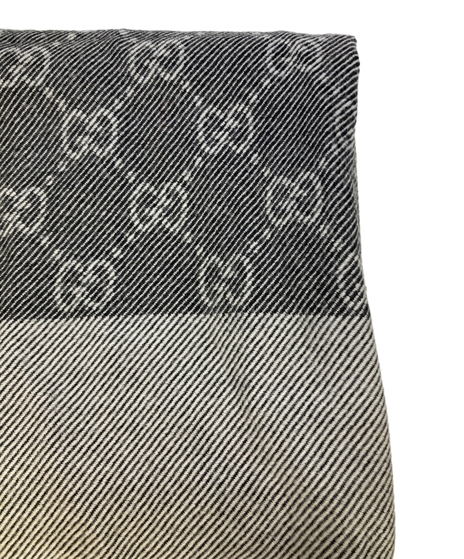 GUCCI グッチ マフラー  グレー 【古着】【中古】【送料無料】 中古・古着通販】GUCCI (グッチ) マフラー グレー｜ブランド・古着通販