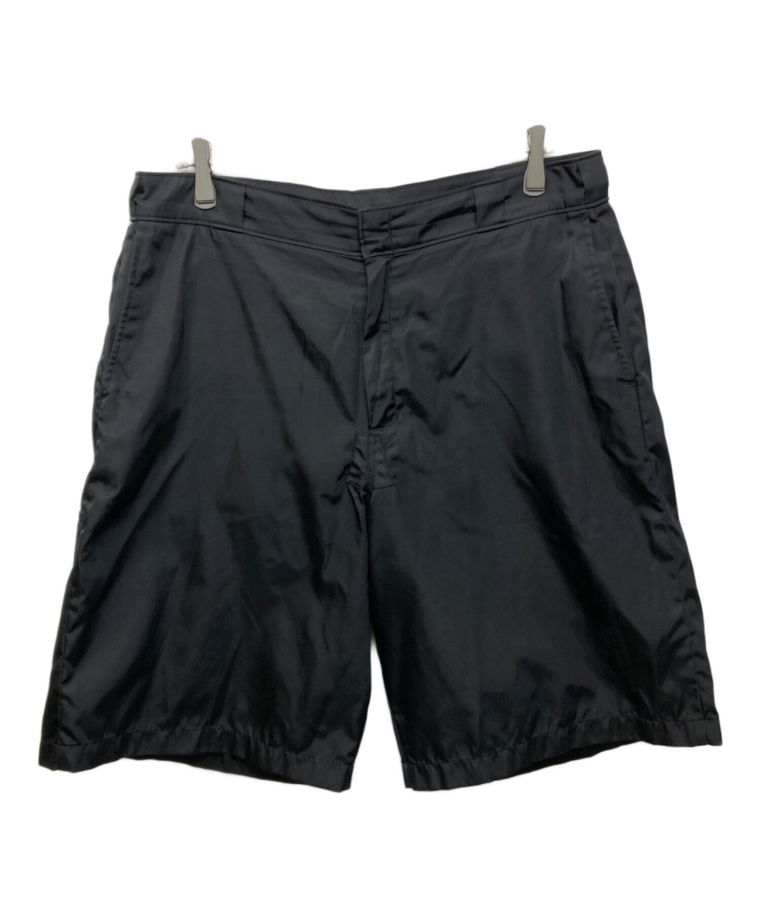 プラダ 　PRADA　Re-Nylon バミューダ　ショーツ　ハーフパンツ Prada - Re-Nylon バミューダ ショーツ | HBX