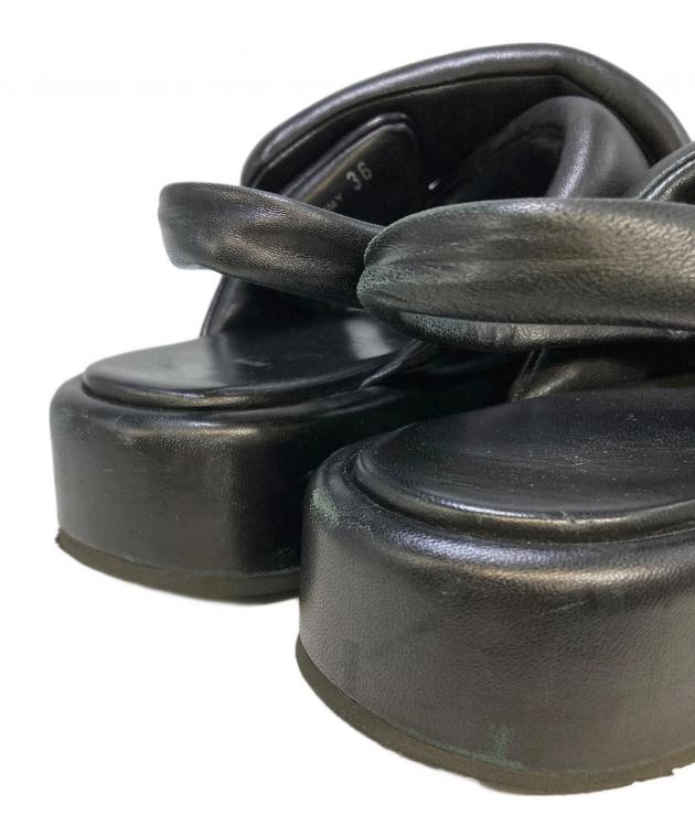 ほぼ未使用！プラダ レザーサンダル Prada leather sandals 37 1/2 中古・古着通販】PRADA (プラダ) パデットナッパレザーサンダル