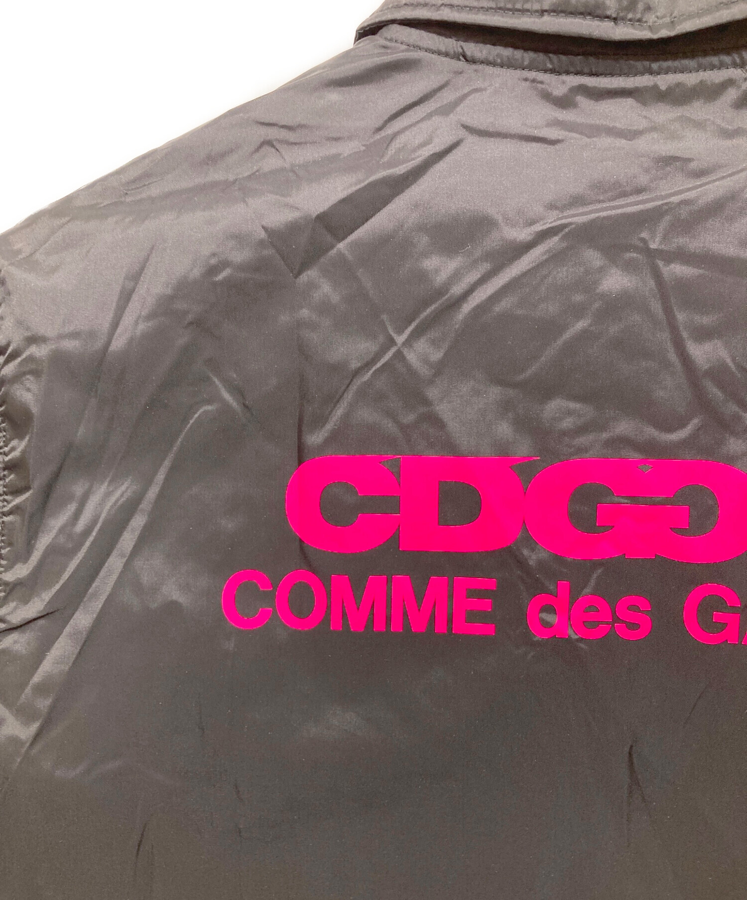 新品未使用限定ピンク CDGコーチジャケットCOMME des GARCONS 【公式通販】