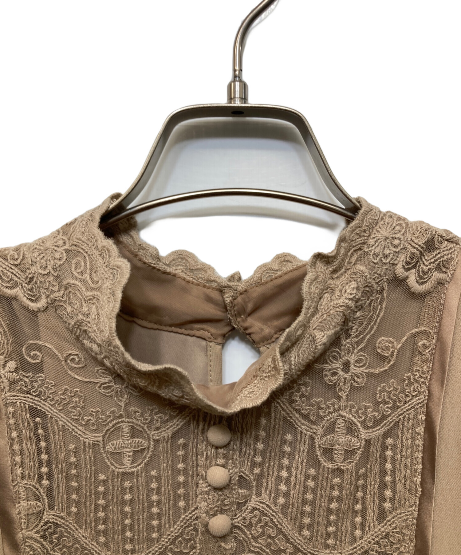 中古・古着通販】AMERI (アメリ) 2WAY SCOOP OUT LACE DRESS ブラウン