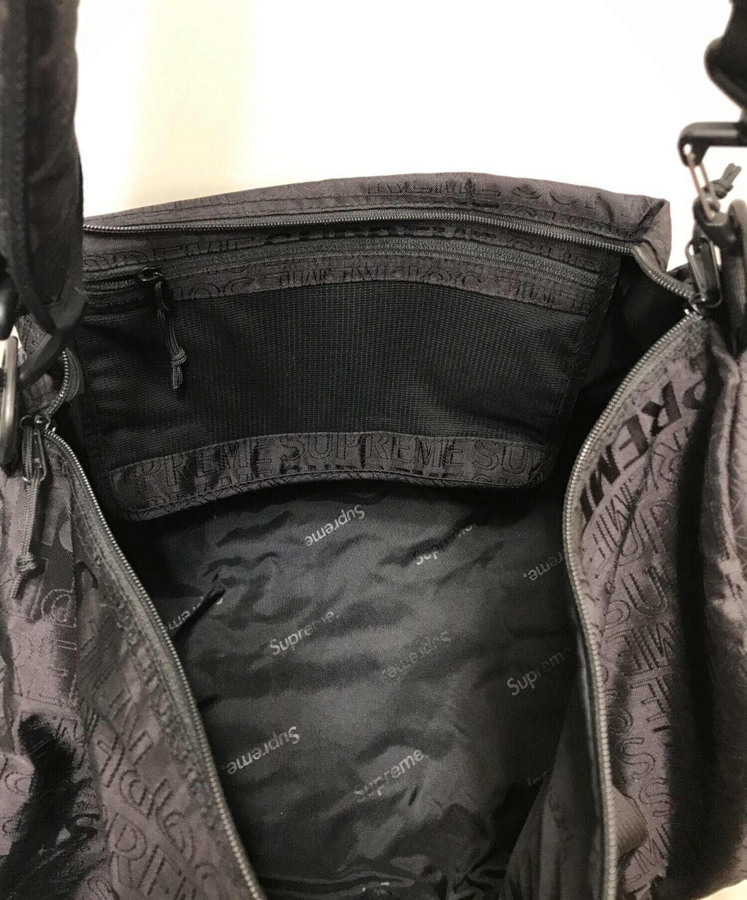 中古・古着通販】Supreme (シュプリーム) Duffle Bag ブラック