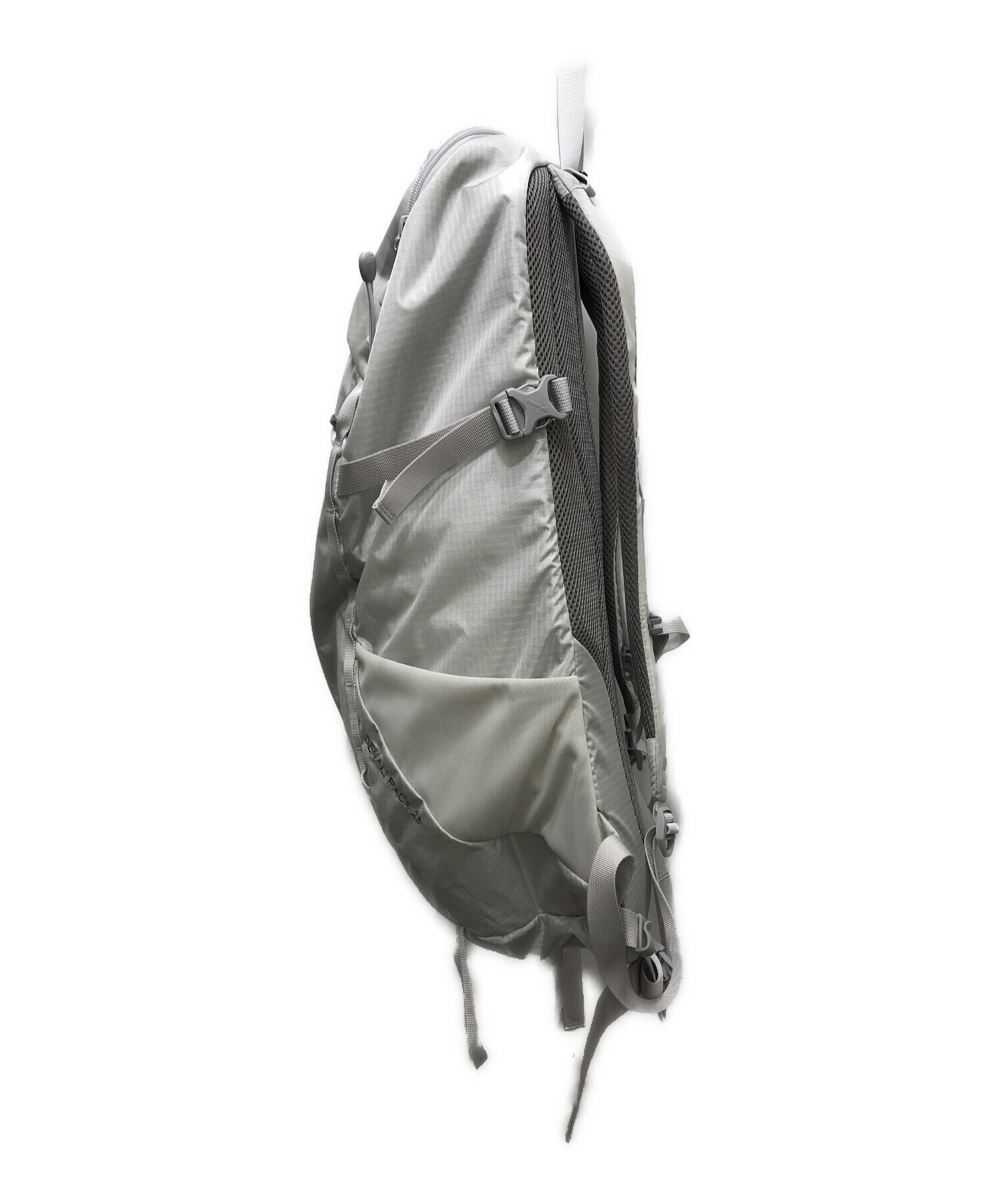 中古・古着通販】mont-bell (モンベル) ディナリ パック 25 ホワイト 