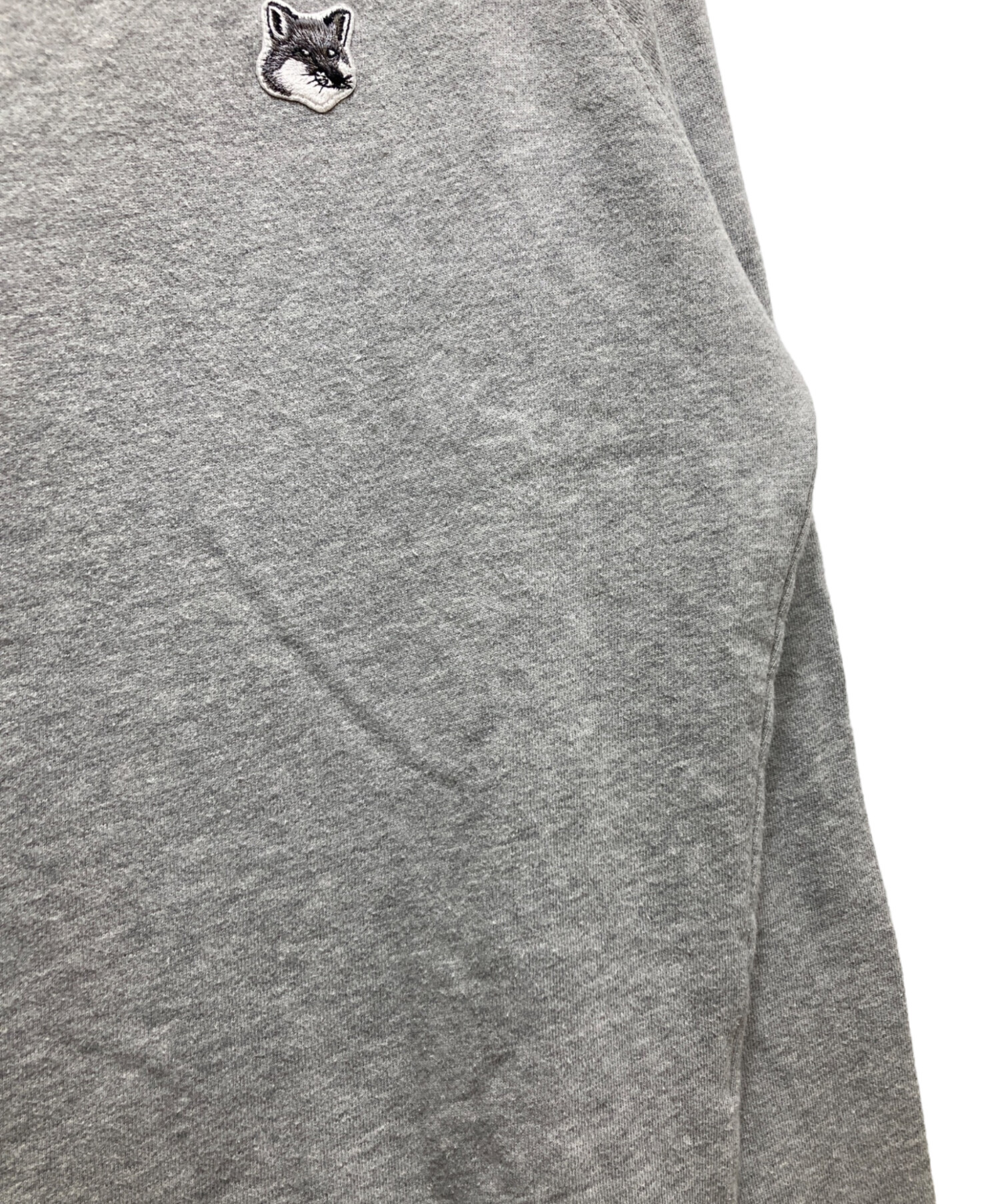 MAISON KITSUNÉ フォックスパッチ スウェット グレー M 中古・古着通販】maison kitsune (メゾンキツネ) Gray Fox Head Patch