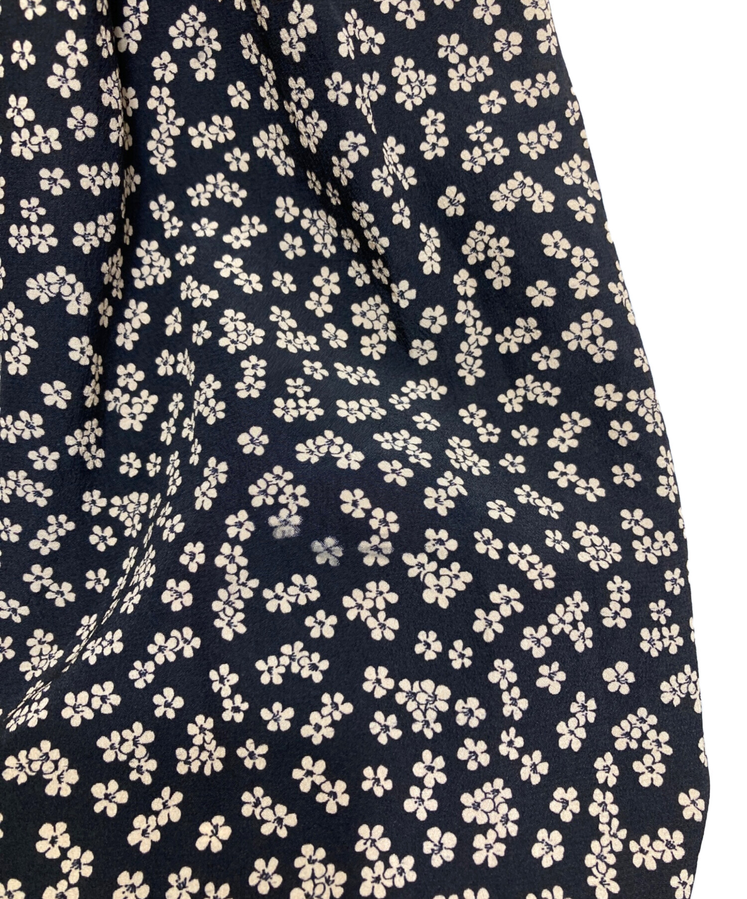 nelさん専用　セリーヌ　CELINE スカート　花柄　ビンテージ 中古・古着通販】CELINE (セリーヌ) 花柄シルク ミディ プリーツ