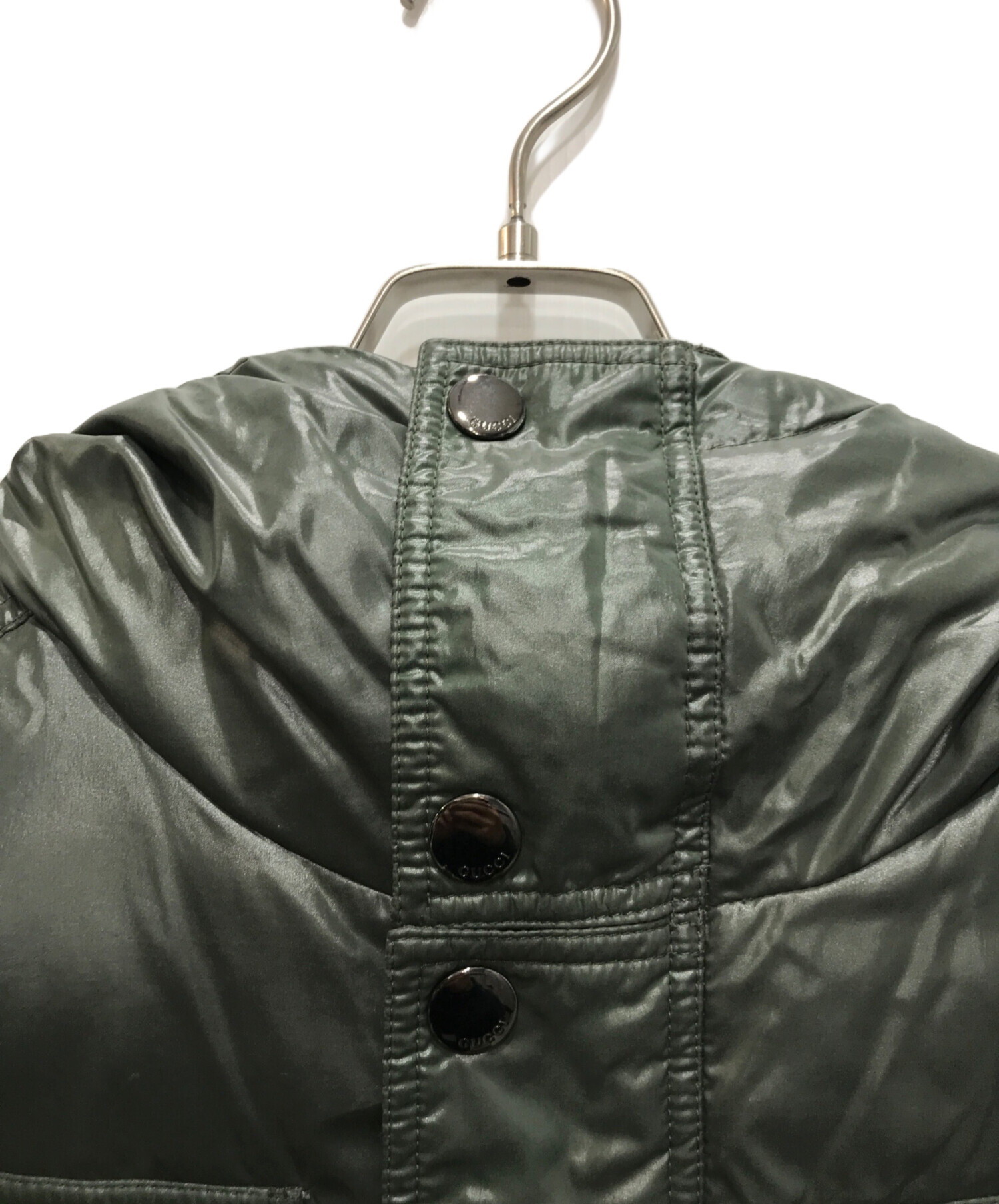 【希少/48】GUCCI メンズ　ダウン　ロゴワッペン　フーデッドダウン 中古・古着通販】GUCCI (グッチ) フーデッドダウンジャケット グリーン