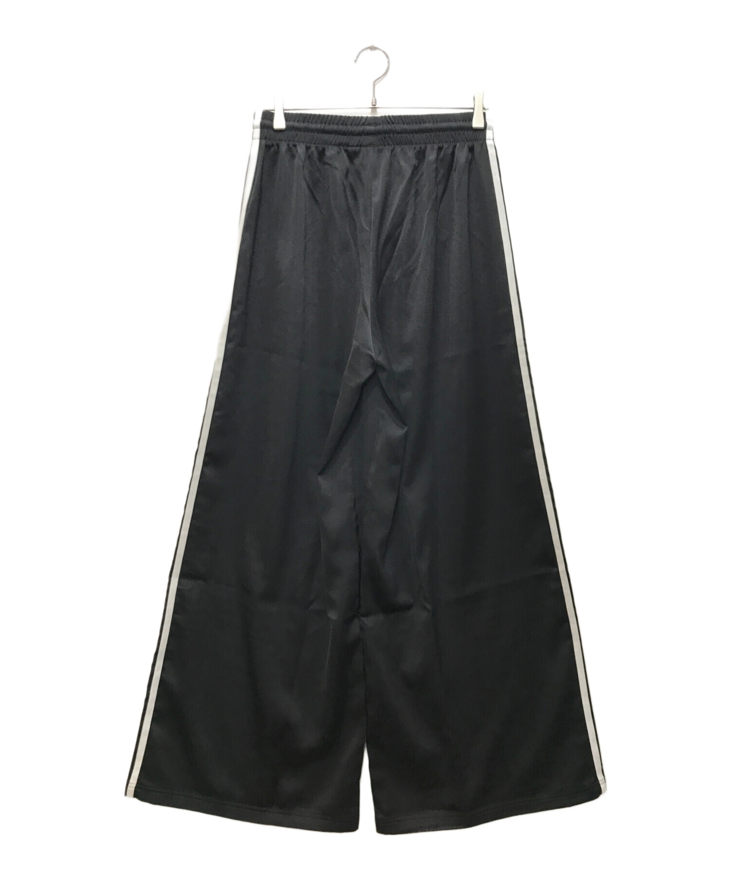 古着 adidas アディダス トラックパンツ ブラック ホワイト ビッグサイズ 中古・古着通販】adidas (アディダス) サテン ワイドレッグ トラック