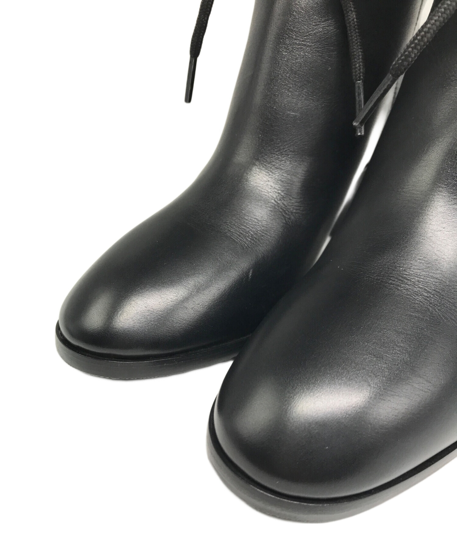 【未使用】GUCCI ブラック レザーブーツ GUCCI（グッチ） 【超美品】グッチ GGマーモント Vステッチ ショート