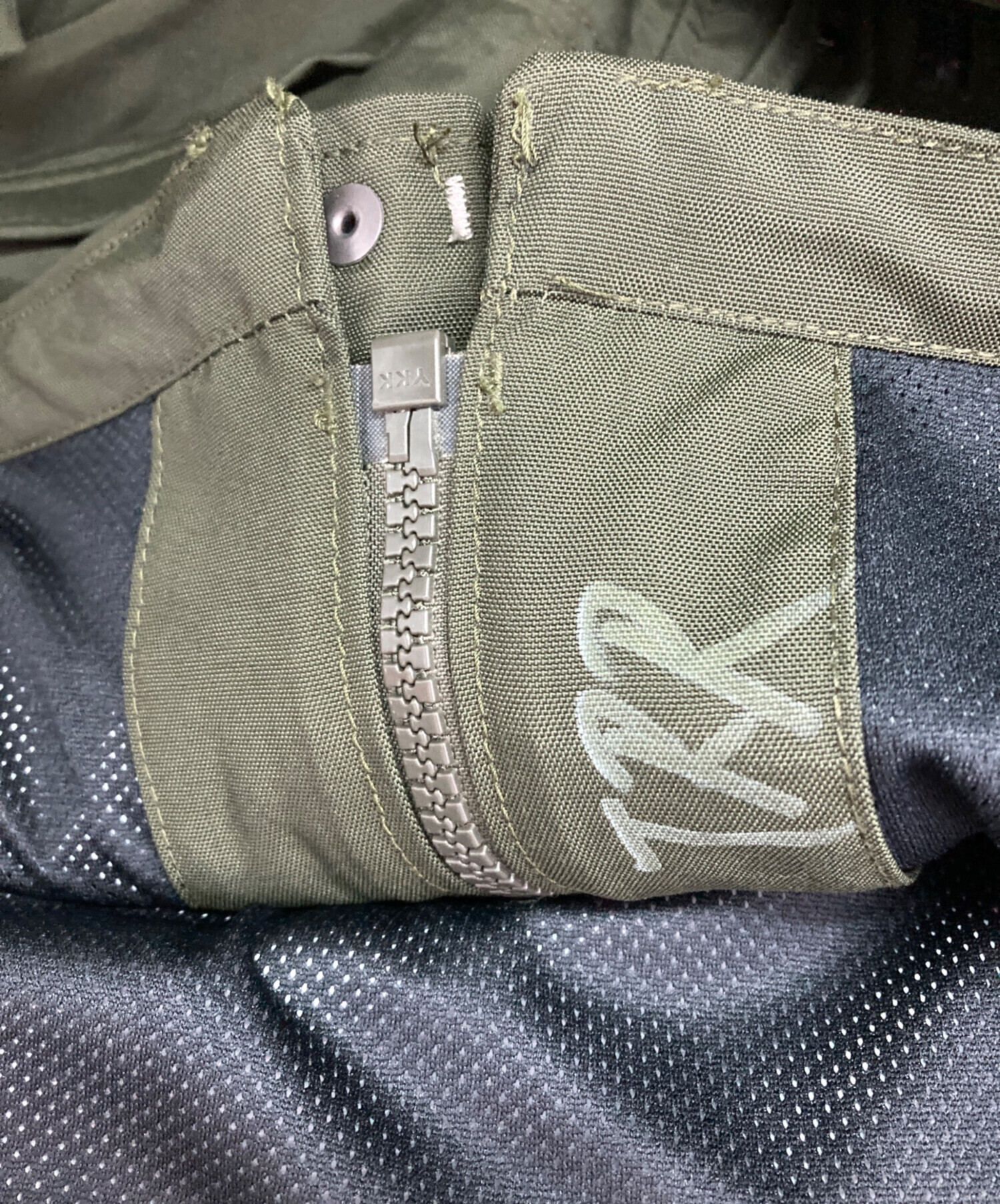 中古・古着通販】CarHartt (カーハート) SHORELINE WATERPROOF 