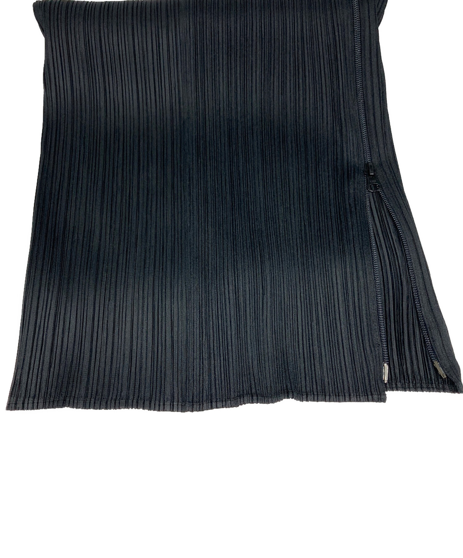 Pleats Please プリーツプリーズ　サイズ3 黒　 サロペットスカート Pleats Please プリーツプリーズ サイズ3 黒 サロペットスカート