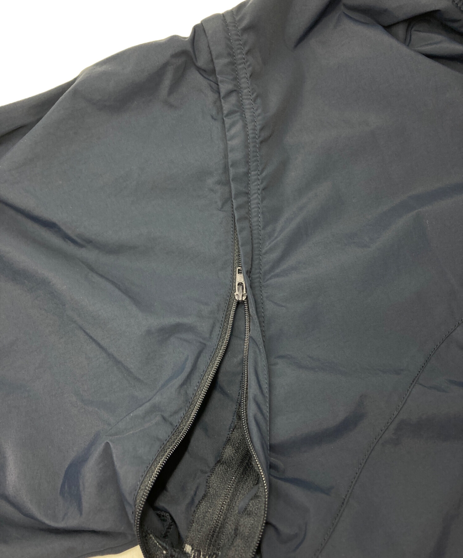 中古・古着通販】KEBOZ (ケボズ) ナイロンプルオーバー ネイビー 
