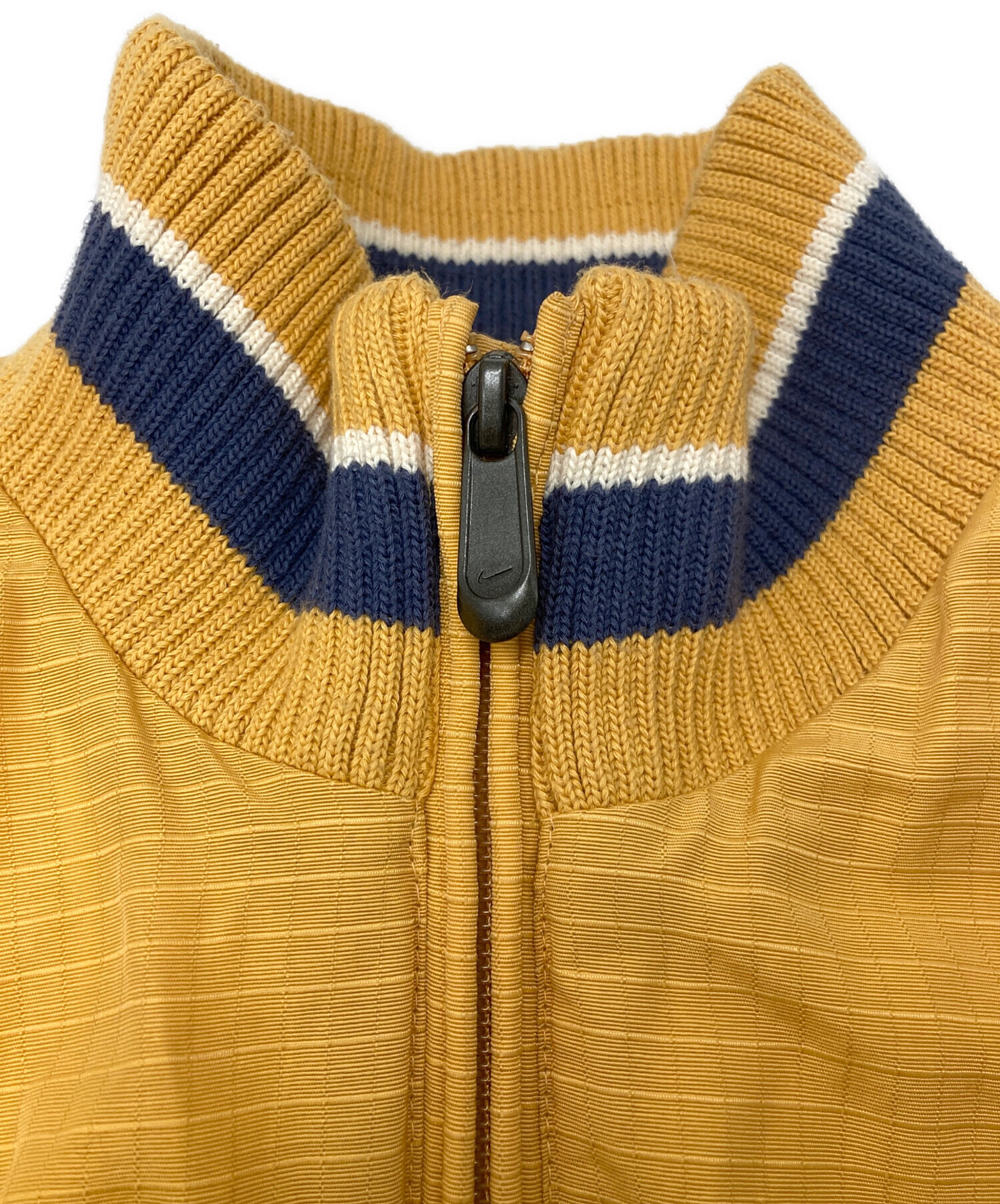 中古・古着通販】NIKE (ナイキ) ダウンジャケット イエロー サイズ