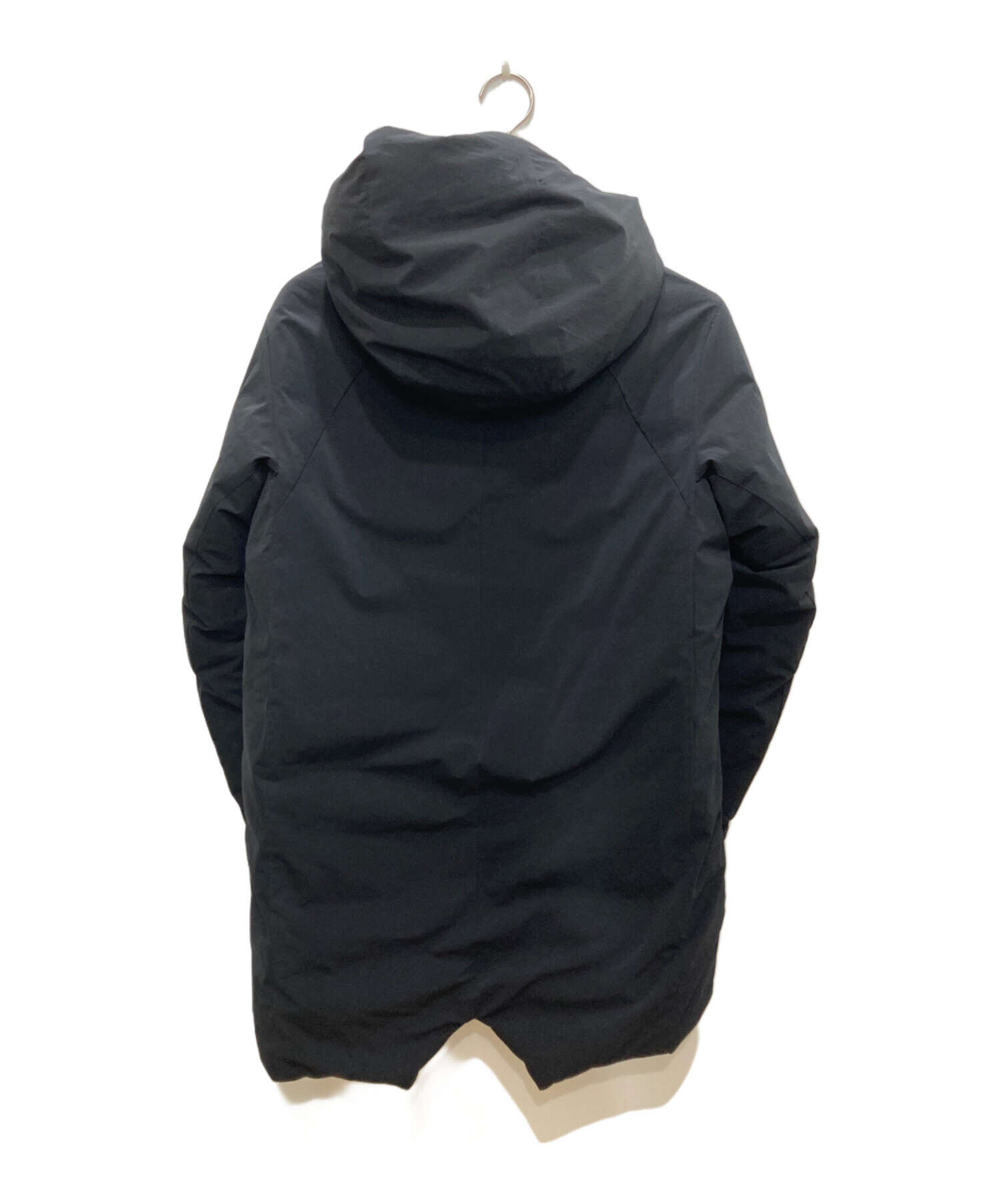 中古・古着通販】ATTACHMENT (アタッチメント) ダウンコート ブラック 