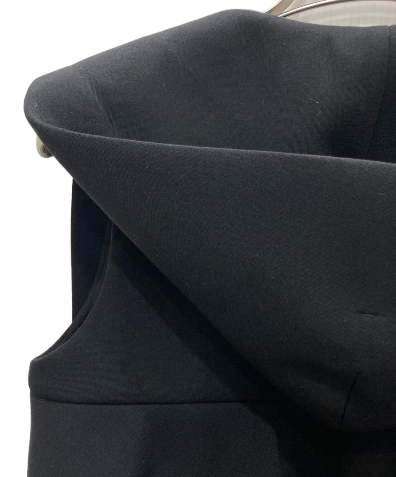 中古・古着通販】yori (ヨリ) ボンディングロングジレ ブラック サイズ