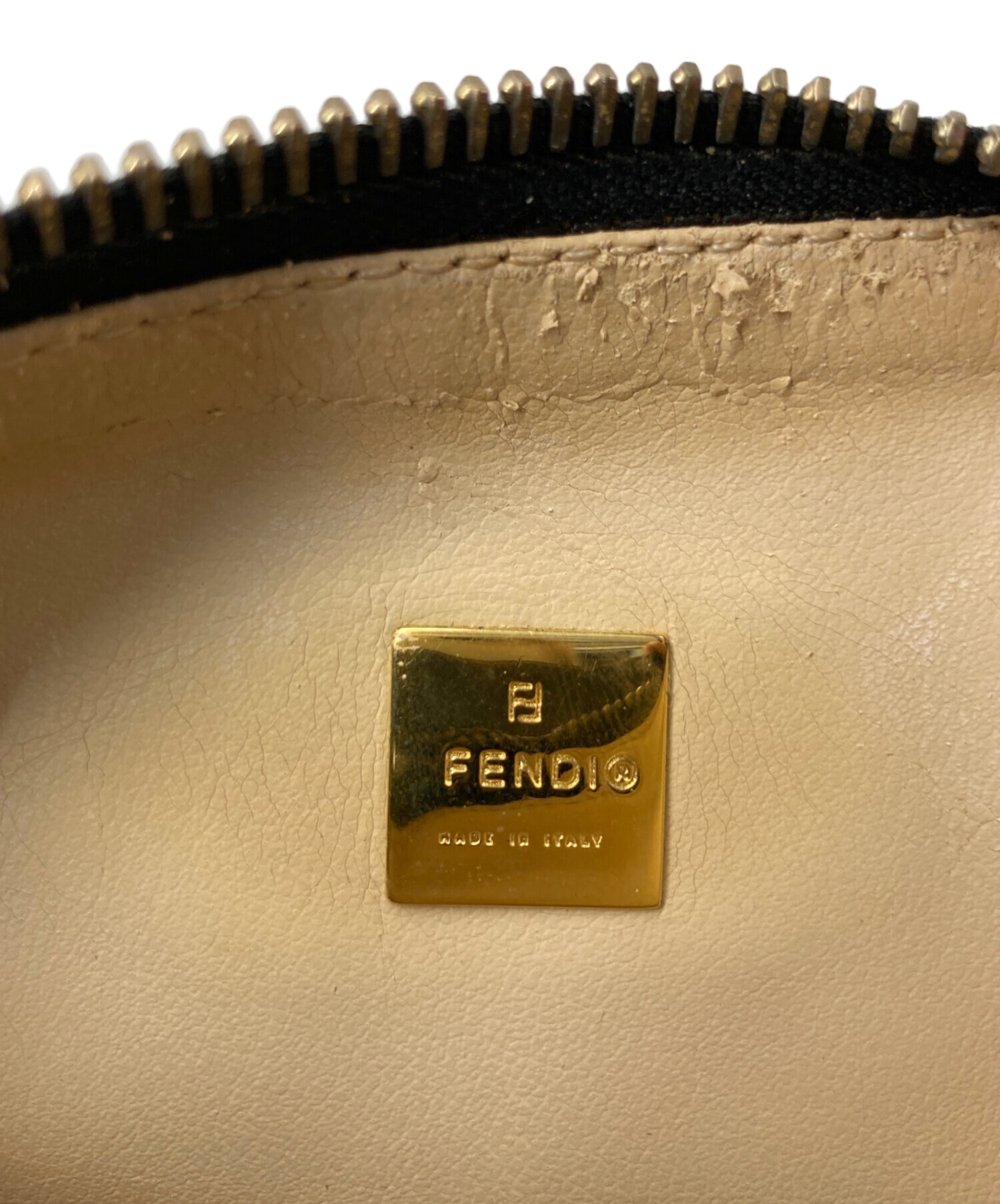 中古・古着通販】FENDI (フェンディ) ズッカ柄ハンドポーチ ブラウン