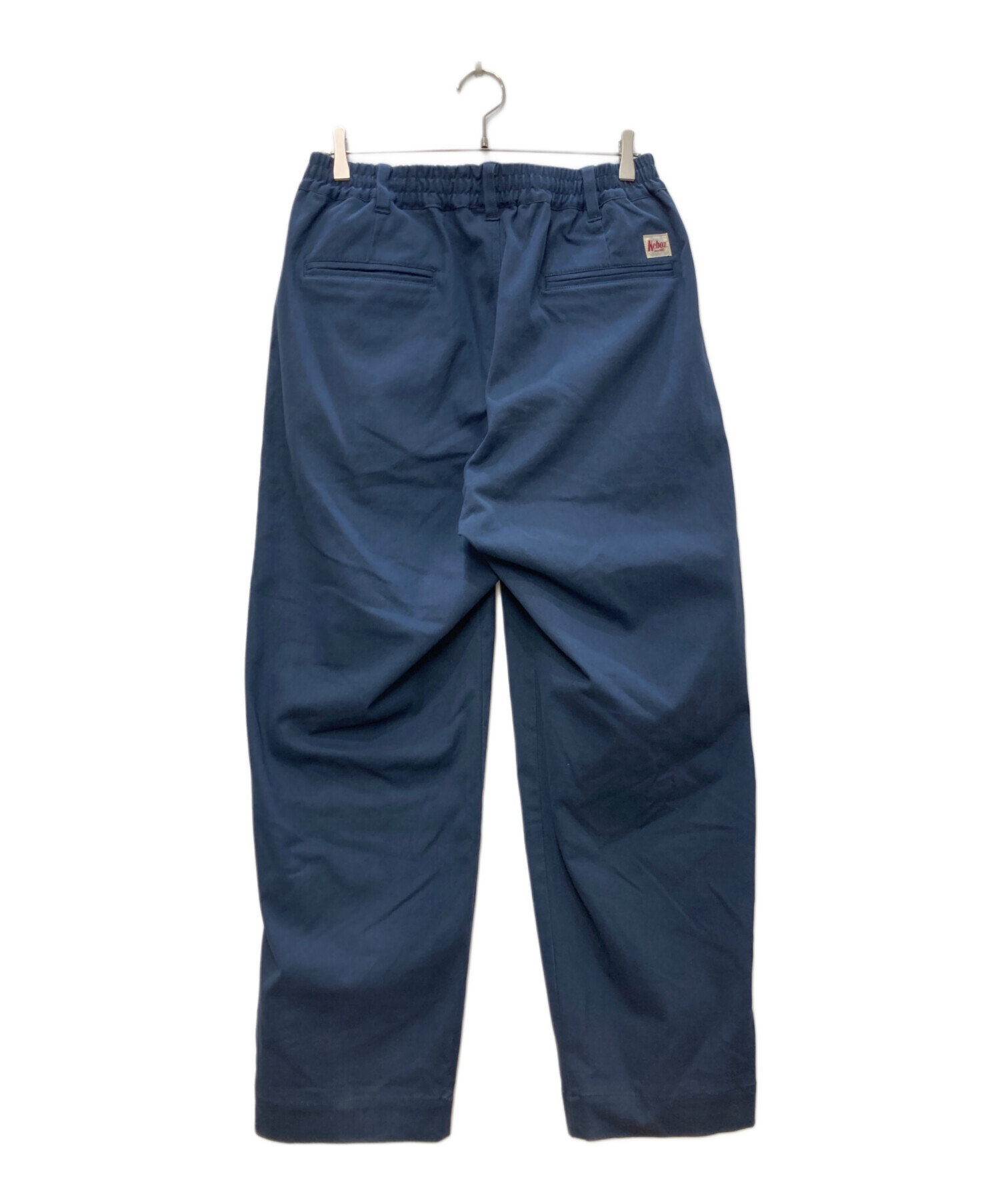 中古・古着通販】KEBOZ (ケボズ) タックパンツ ブルー サイズ:L