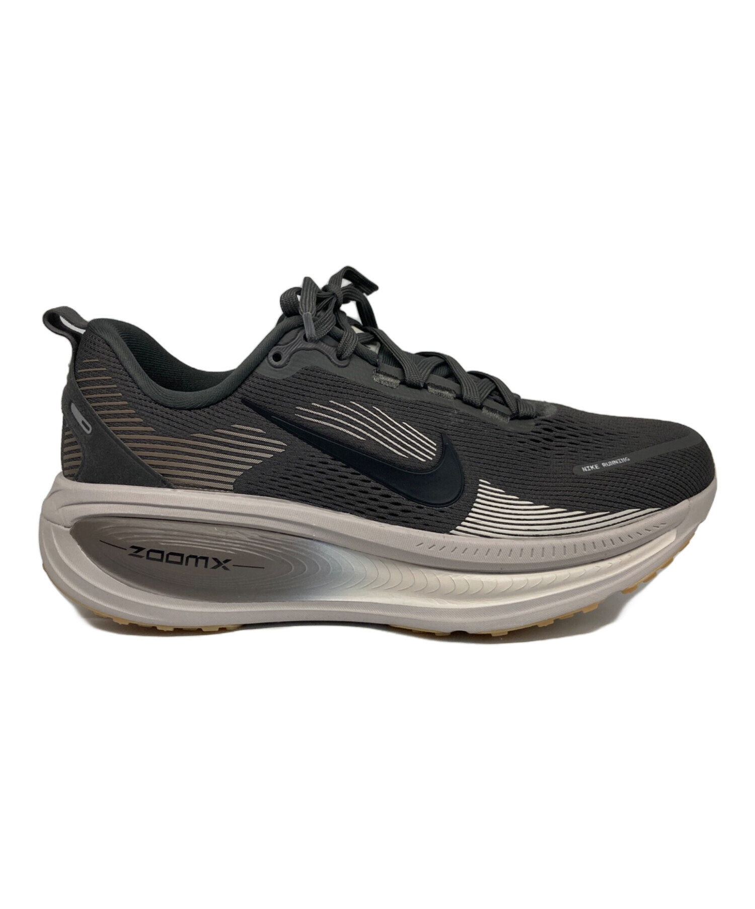 Nike ボメロ18 新品未使用　28センチZoomX グレー 中古・古着通販】NIKE (ナイキ) Vomero 18 スニーカー/ボメロ グレー