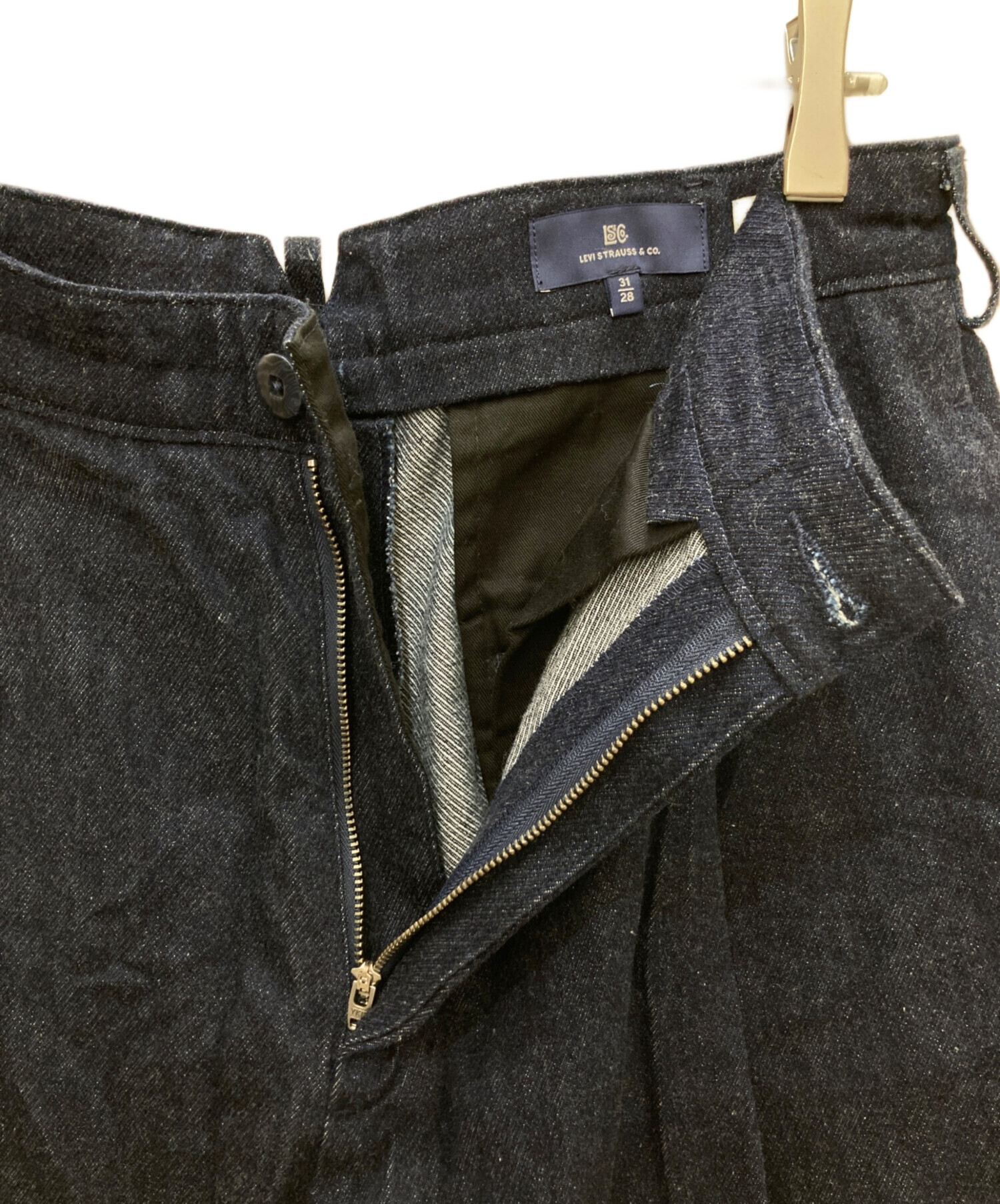 サ*ク様 Levi's ビンテージジーンズセット（ブラック・ブルー）　他 中古・古着通販】LEVI'S (リーバイス) BLUETAB™ プリーツトラウザー