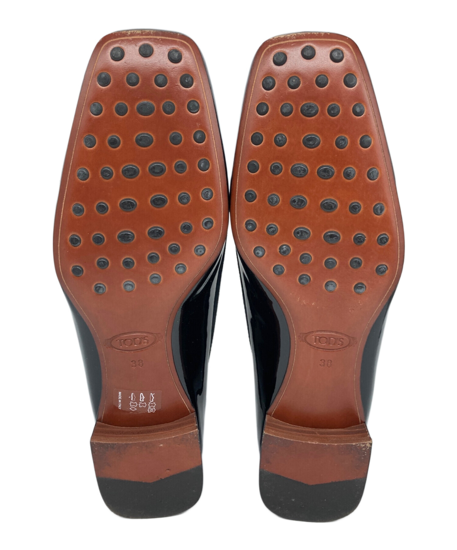 中古・古着通販】TOD'S (トッズ) エナメルパンプス ブラック サイズ:38