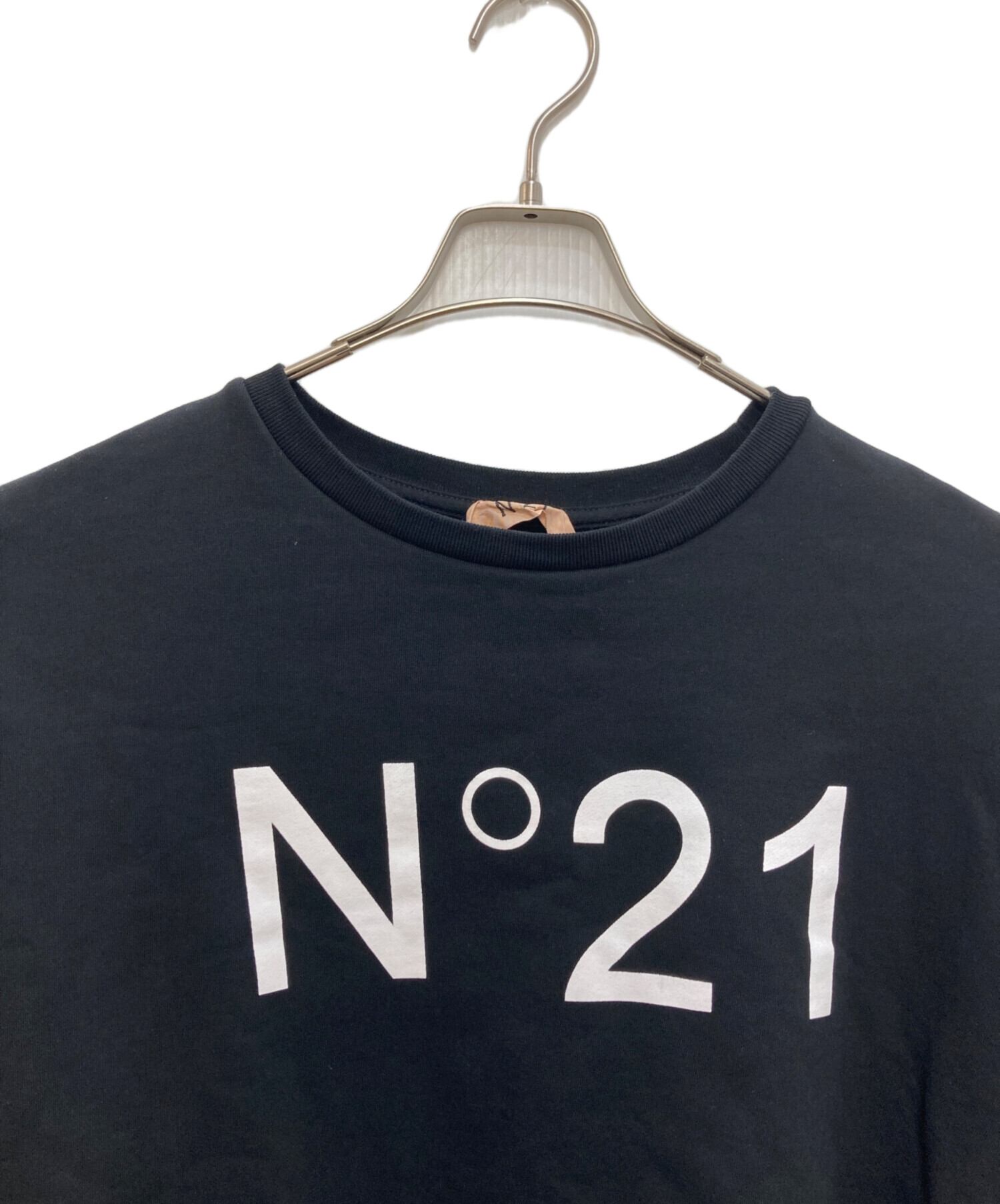 中古・古着通販】N°21 (ヌメロヴェントゥーノ) ロゴ スウェットプル