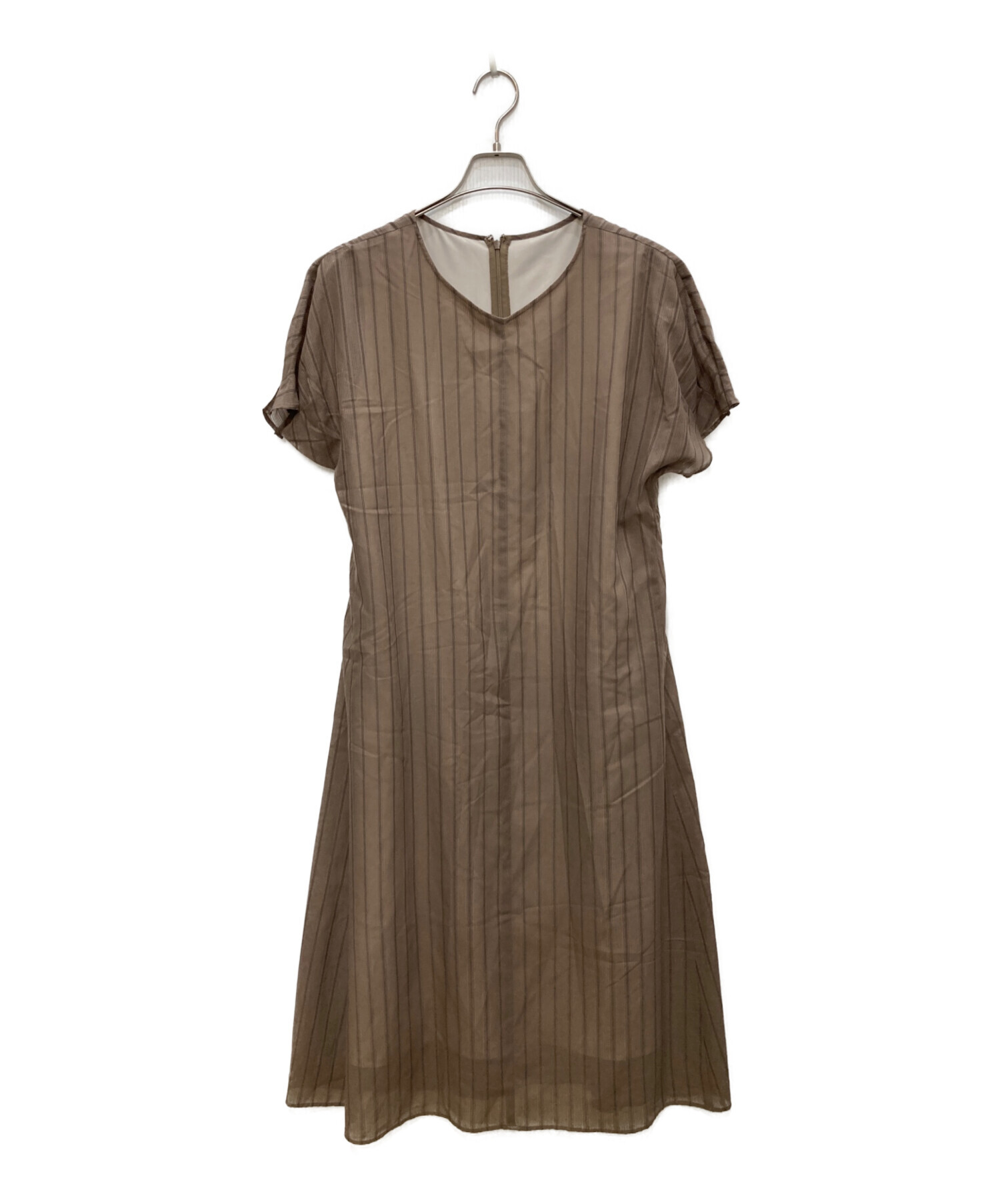 ★新品タグ付き★ 定価2.5万円 UNTITLED シアーストライプワンピース 中古・古着通販】UNTITLED (アンタイトル) シアーストライプソフトA