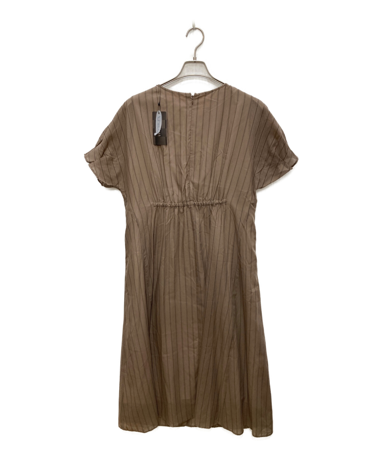 ★新品タグ付き★ 定価2.5万円 UNTITLED シアーストライプワンピース 中古・古着通販】UNTITLED (アンタイトル) シアーストライプソフトA