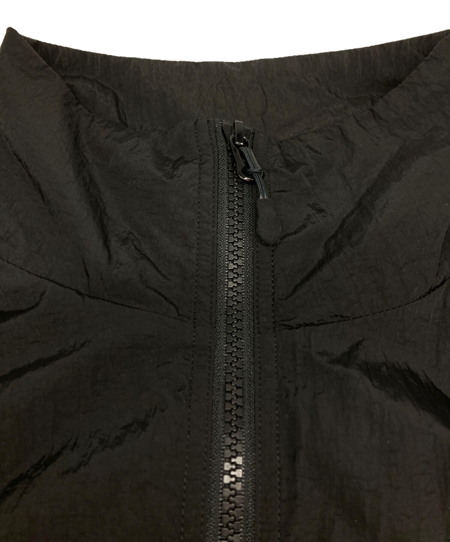 SUMARI NYLON SHELL VESTナイロンシェル ベスト 中古・古着通販】SUMARI (シュマリ) NYLON SHELL VEST ブラック サイズ