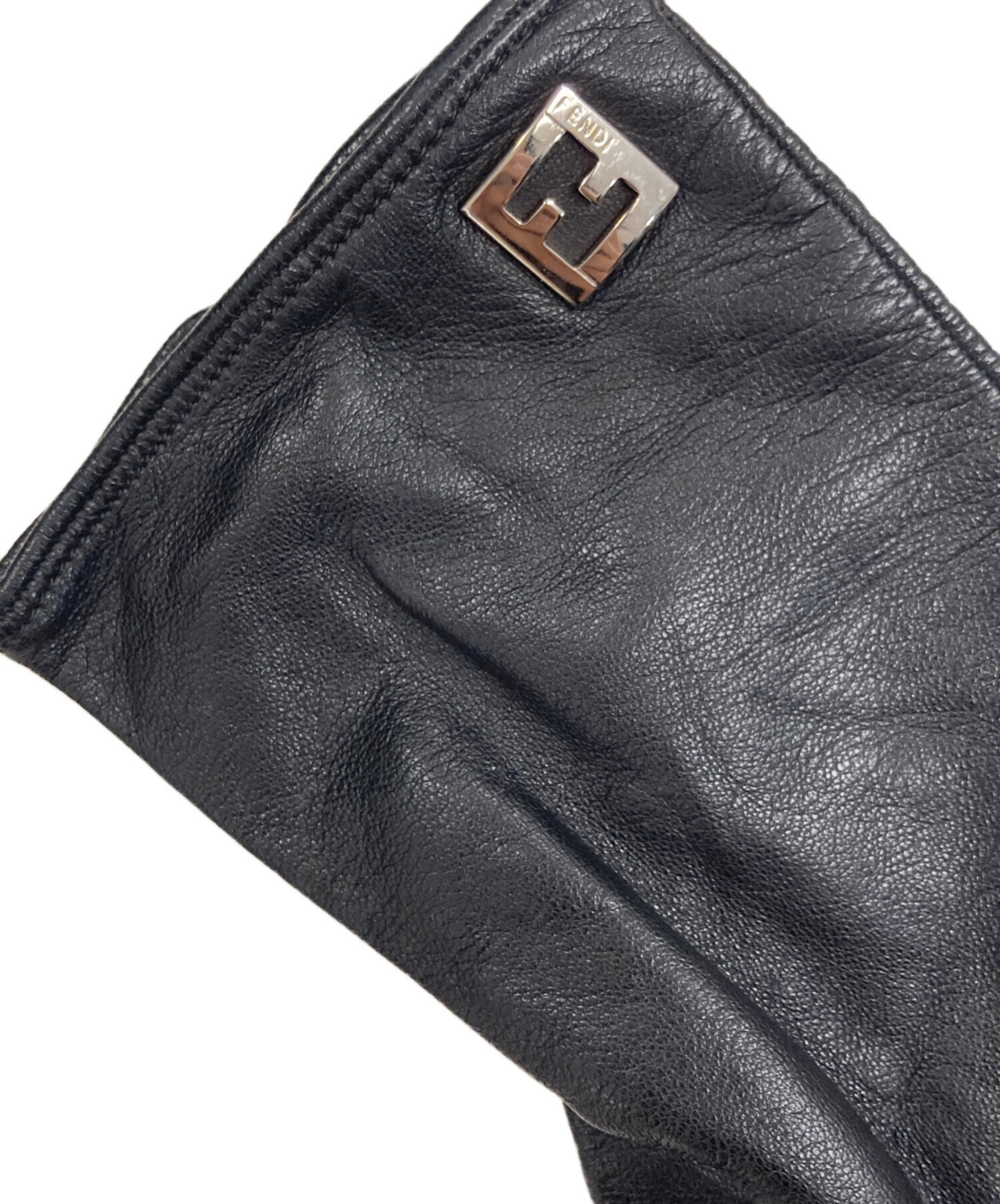 FENDI フェンディ　黒　レザーカシミア100% ロゴ金具　グローブ　手袋 中古・古着通販】FENDI (フェンディ) レザーグローブ ブラック サイズ