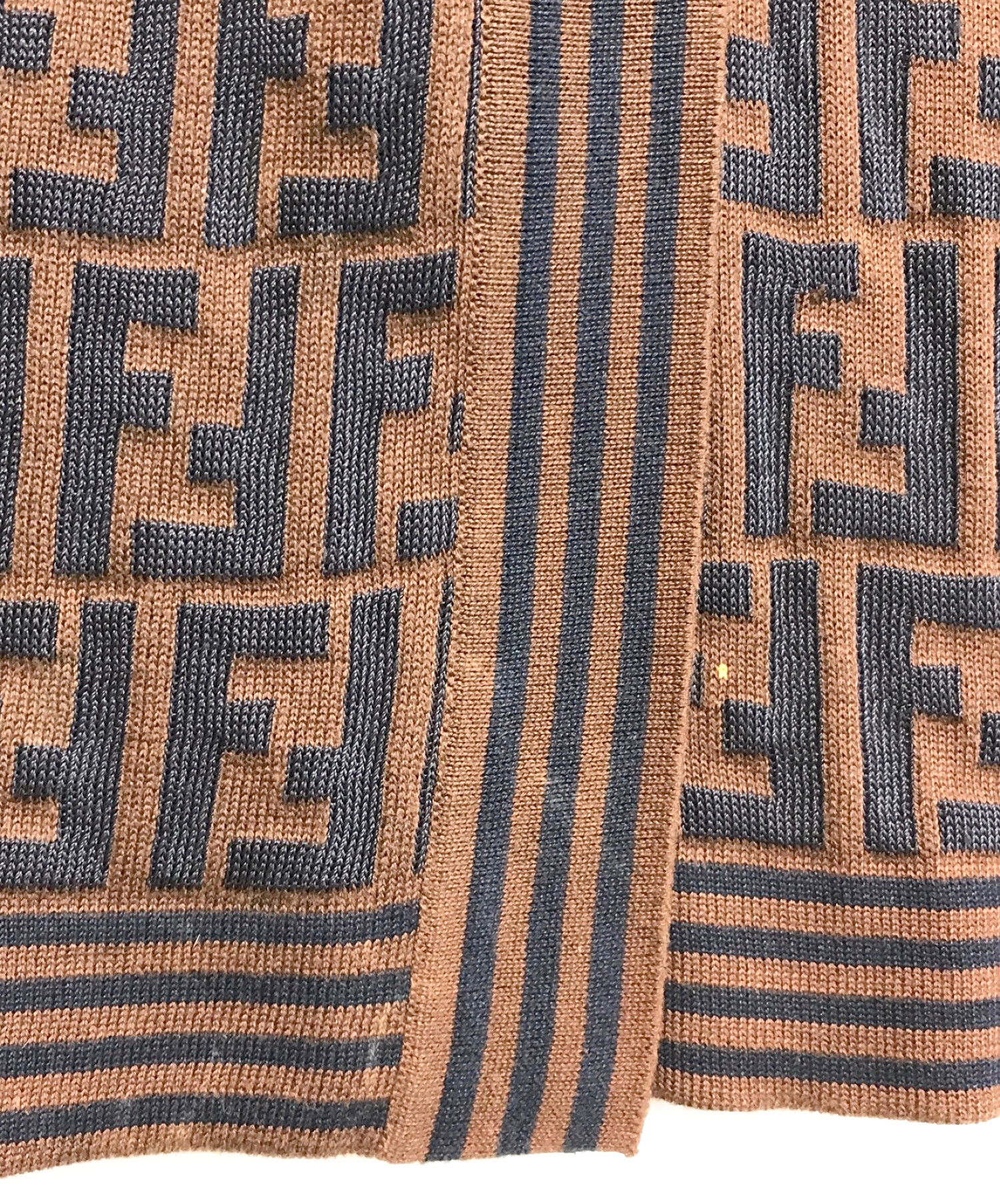 FENDI フェンディ ニット スカート ズッカ柄 総柄 ベージュ size40 FENDI フェンディ ニット スカート ズッカ柄 総柄 ベージュ size40