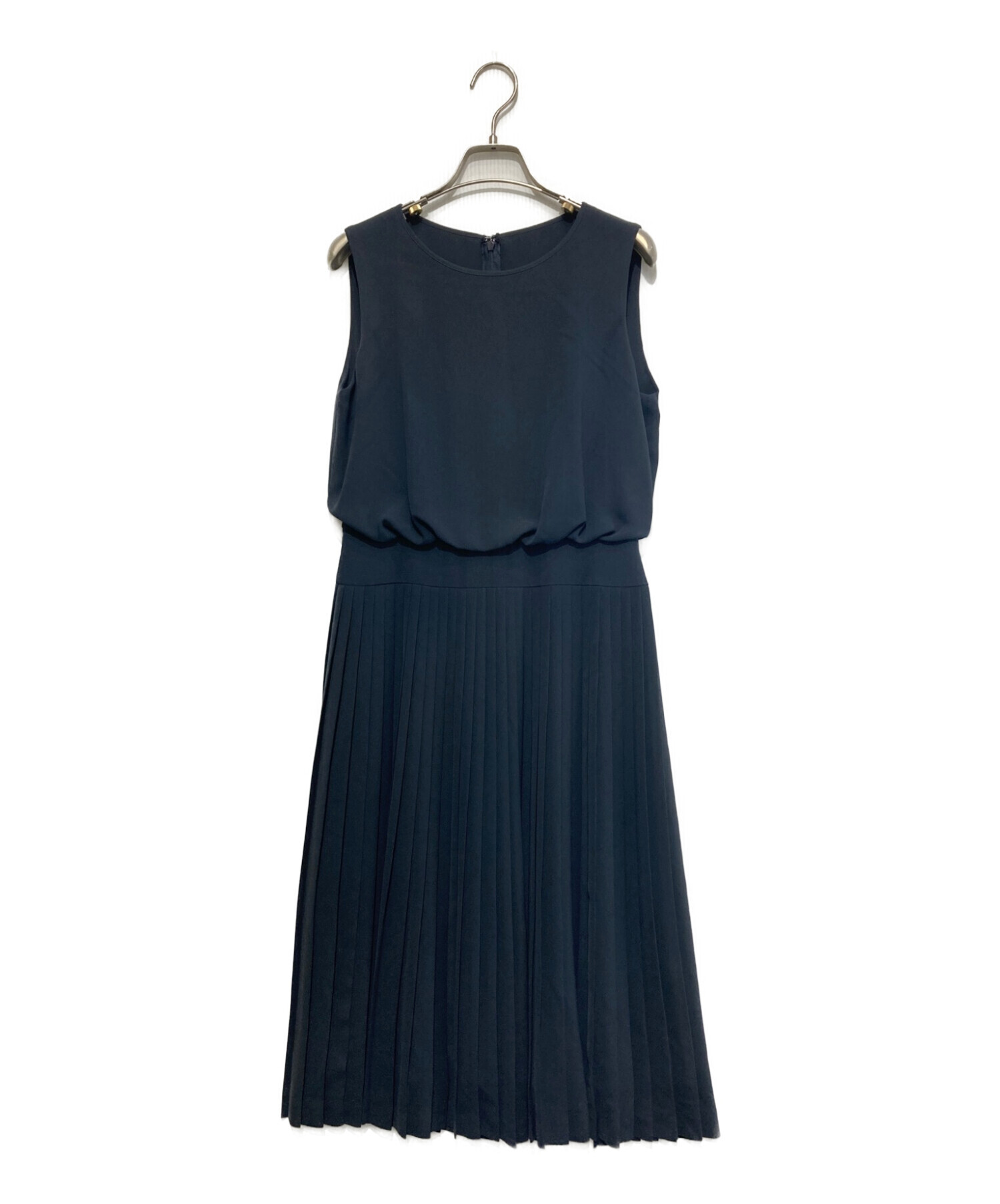 【美品】ANAYI アナイ プリーツワンピース Mネイビー ノースリーブ 上品 中古・古着通販】ANAYI (アナイ) プリーツ切替ノースリーブワンピース