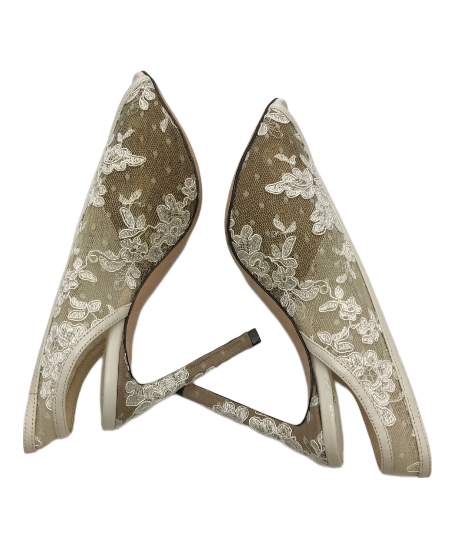 ジミーチュウ パンプス レース 優しいネイビーで繊細に彩られた