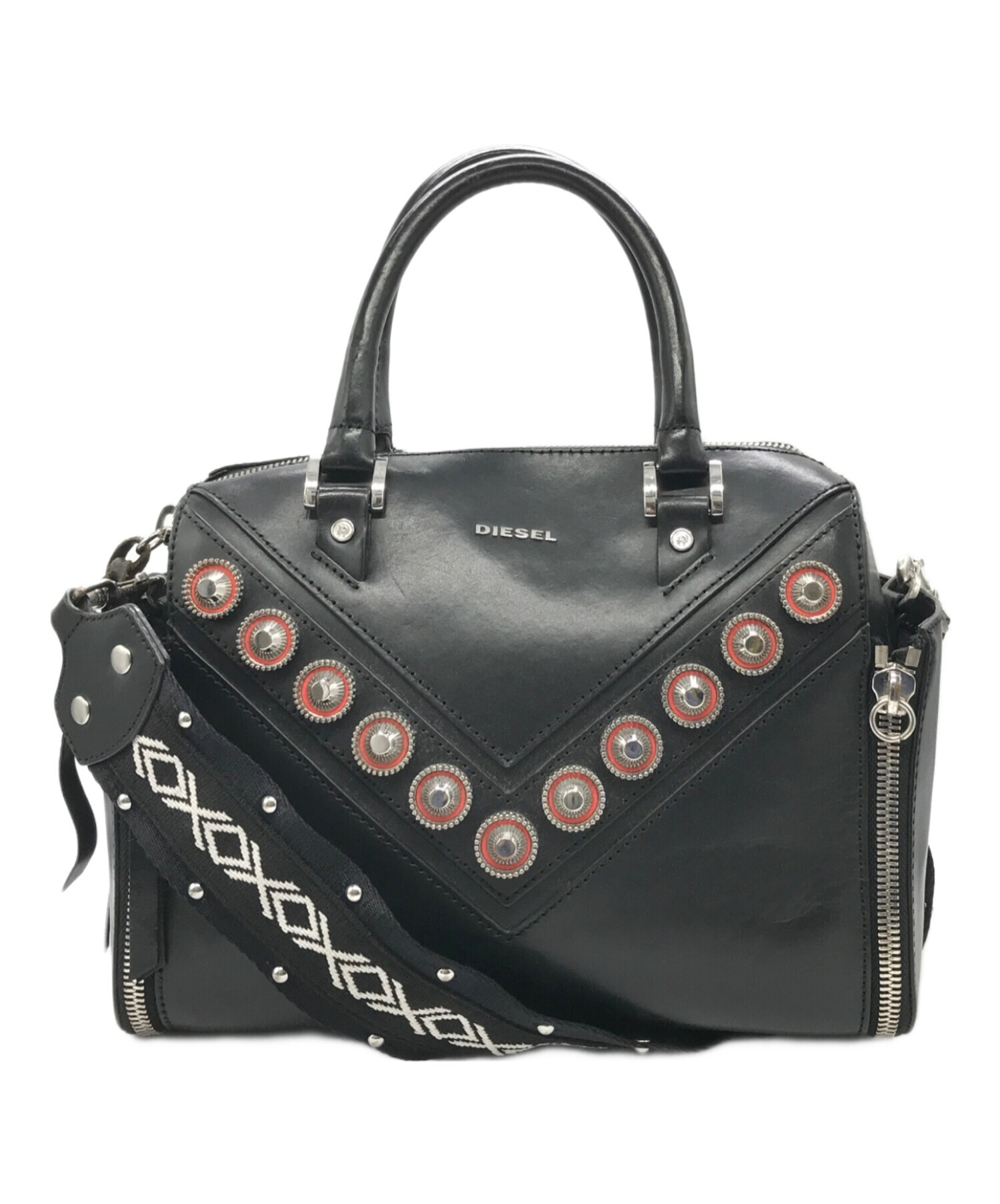 【than】ディーゼル ショルダーバッグ スタッズ レザー 黒 than様専用】ディーゼル ショルダーバッグ スタッズ レザー 黒