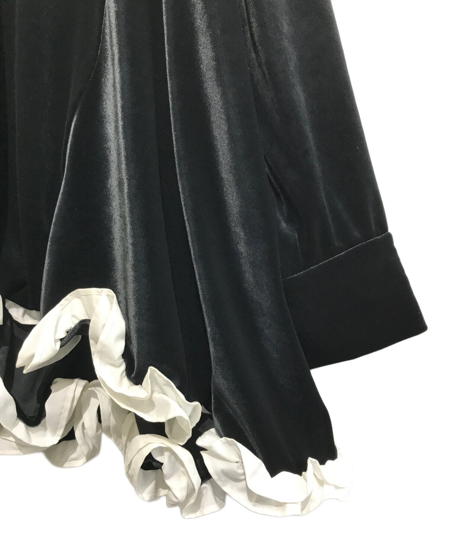 中古・古着通販】OHGA (オオガ) ベロア裾フリルブラウス ブラック