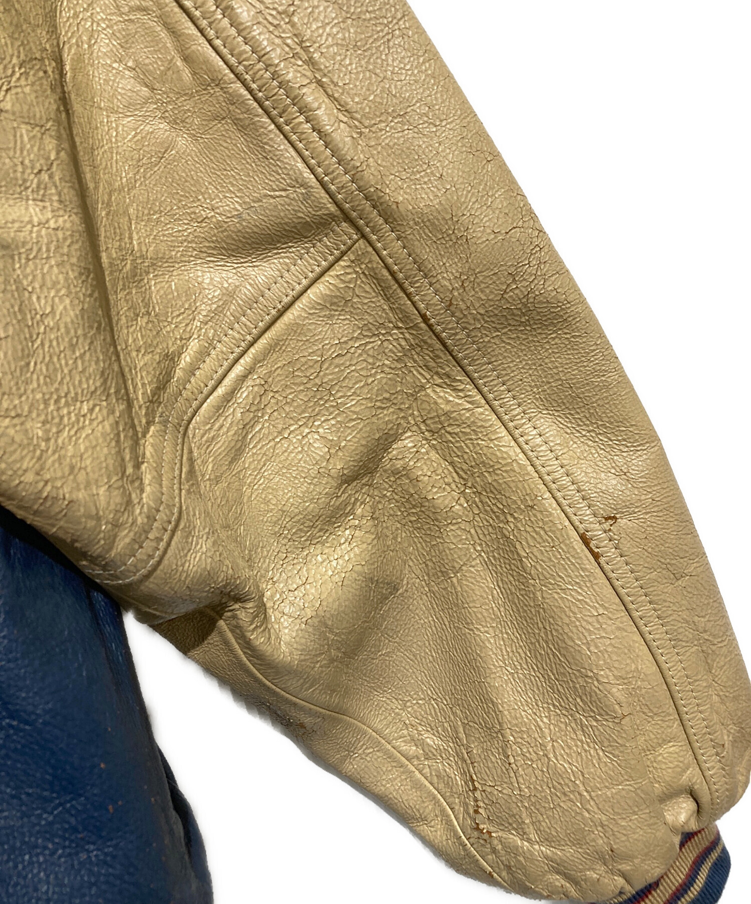 中古・古着通販】AVIREX (アヴィレックス) レザースタジャン ブルー