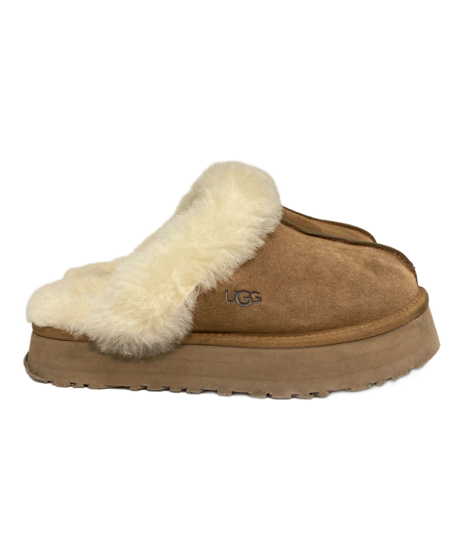 UGG ベージュ ムートンサンダル 中古・古着通販】UGG (アグ) ムートンファーサンダル ベージュ サイズ