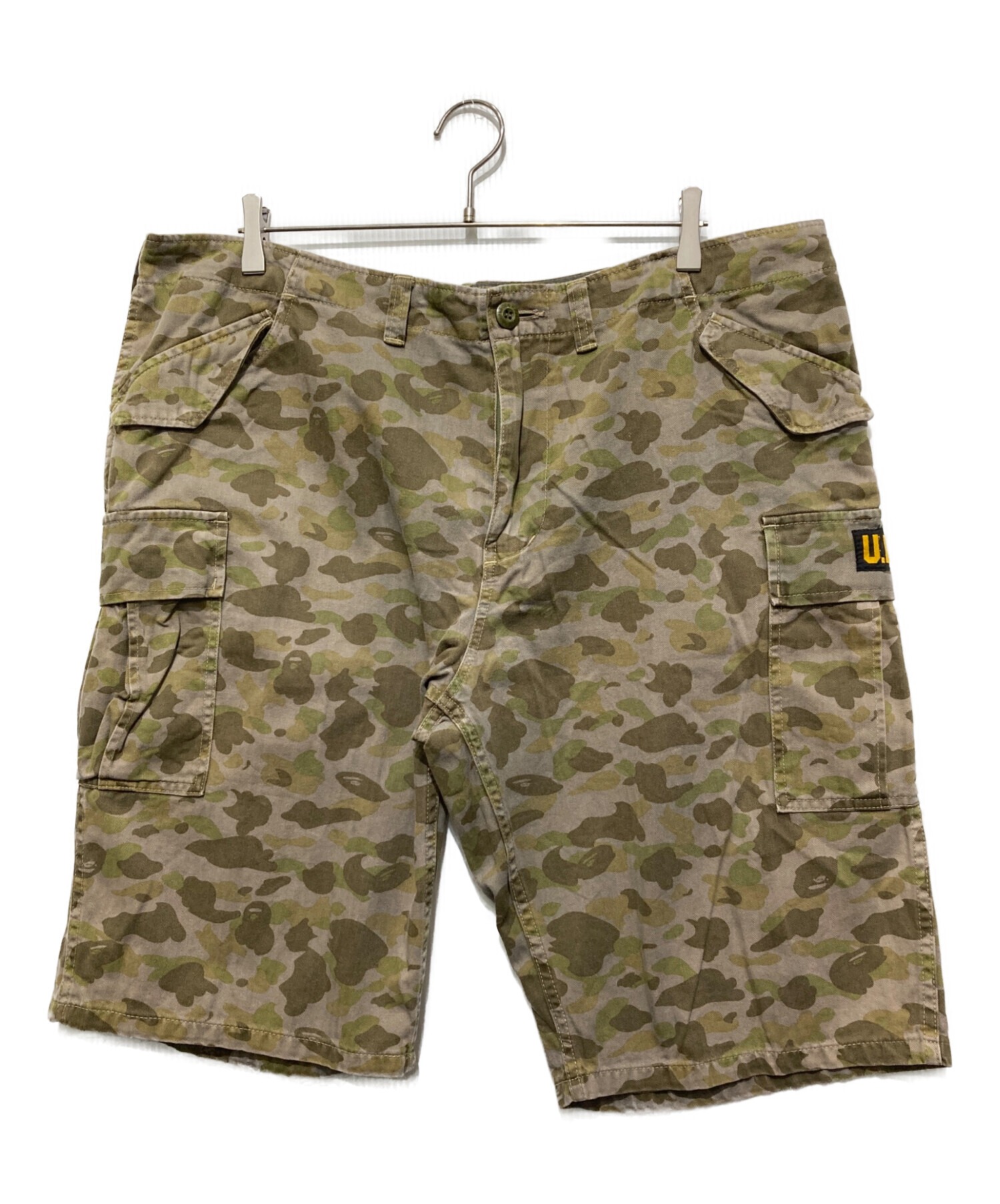 A BATHING APE 迷彩柄　カーゴハーフパンツMサイズ 中古・古着通販】A BATHING APE (アベイシングエイプ) カモフラカーゴ