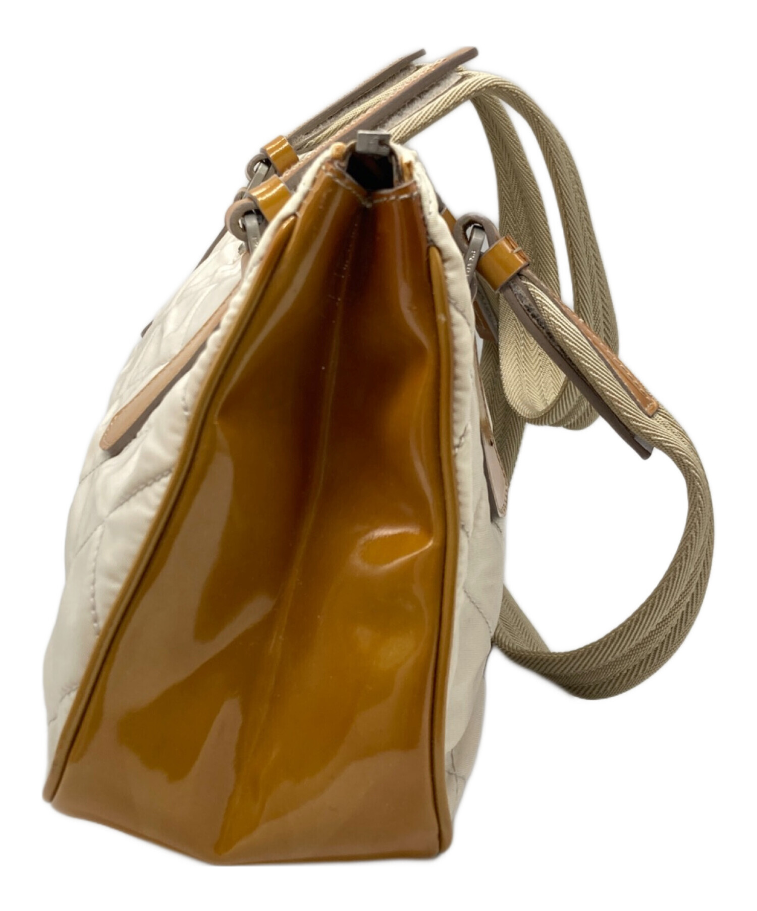 中古・古着通販】PRADA (プラダ) キルティングバッグ アイボリー 
