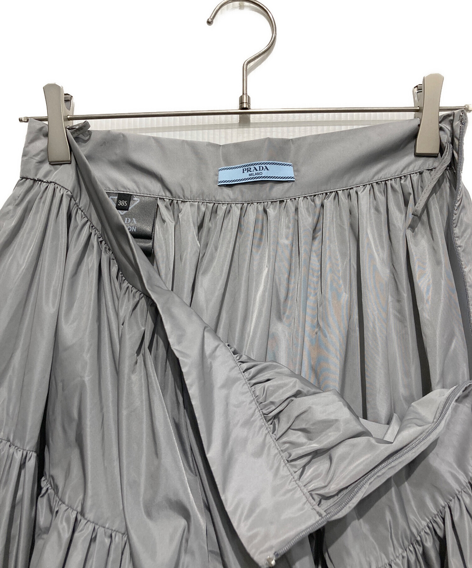 中古・古着通販】PRADA (プラダ) Re-Nylon ティアードスカート グレー