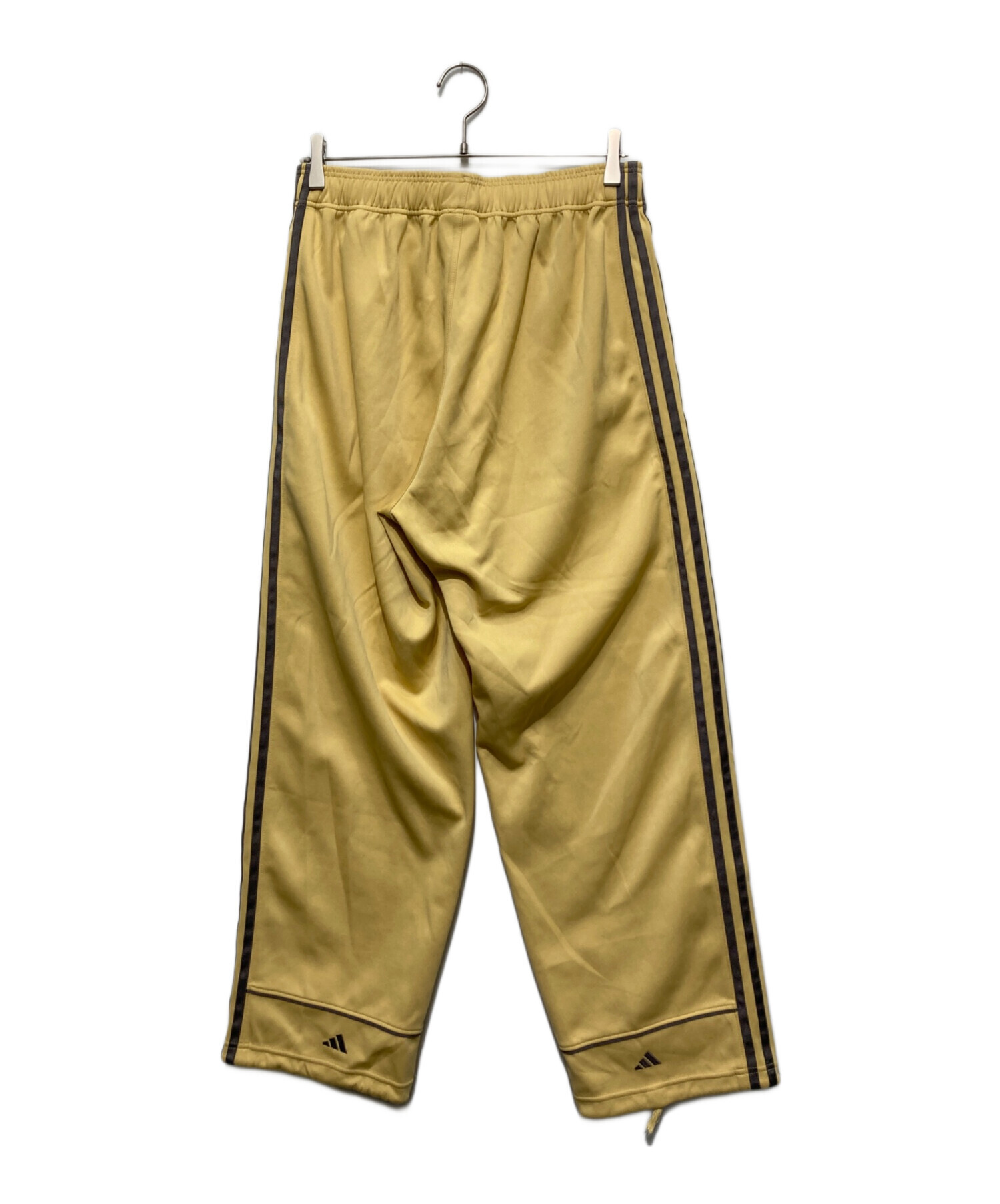 90's adidas トラックパンツ ベージュ 中古・古着通販】adidas (アディダス) トラックパンツ ベージュ サイズ