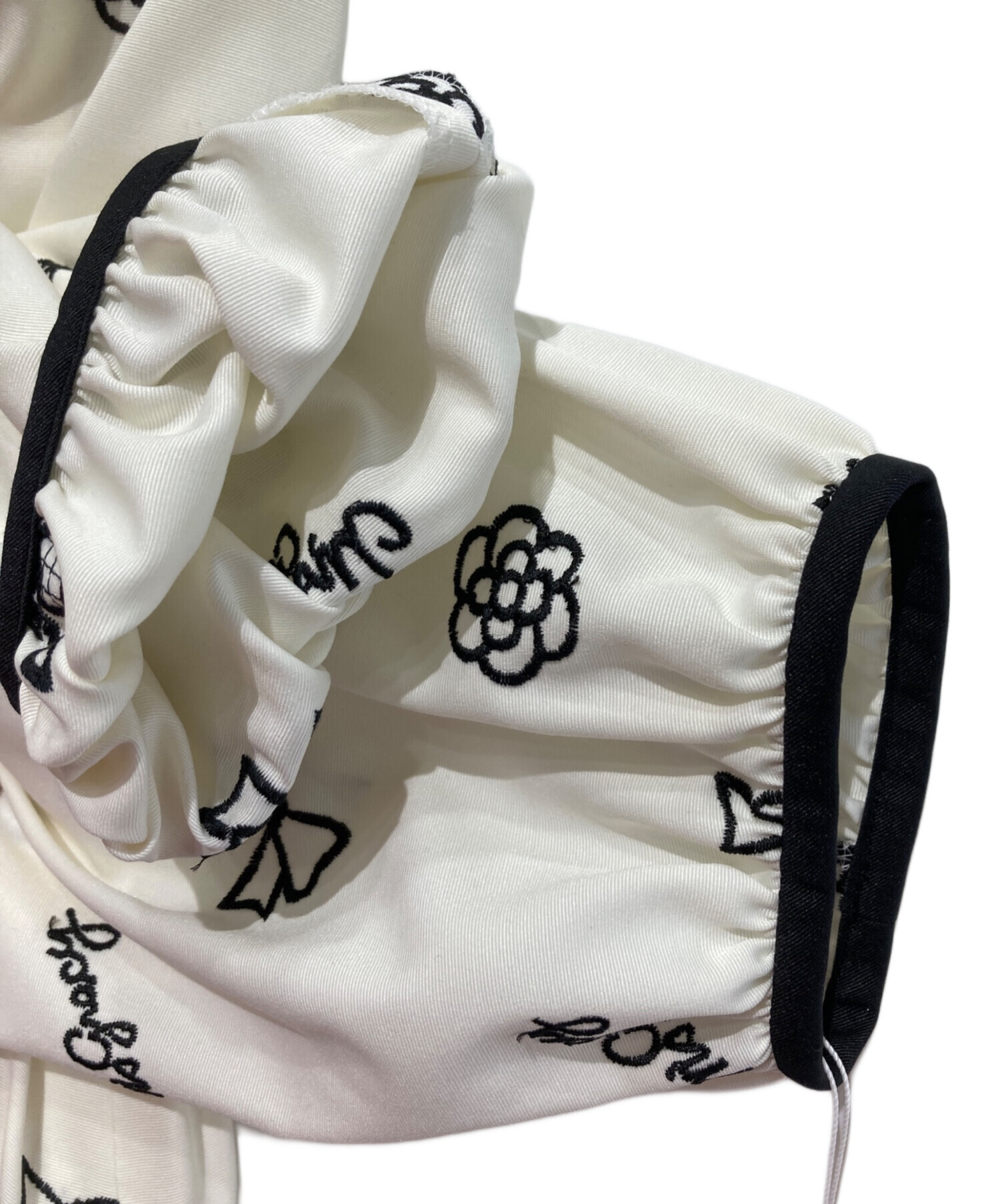 中古・古着通販】M'S GRACY (エムズグレイシー) 刺繍ジップジャケット